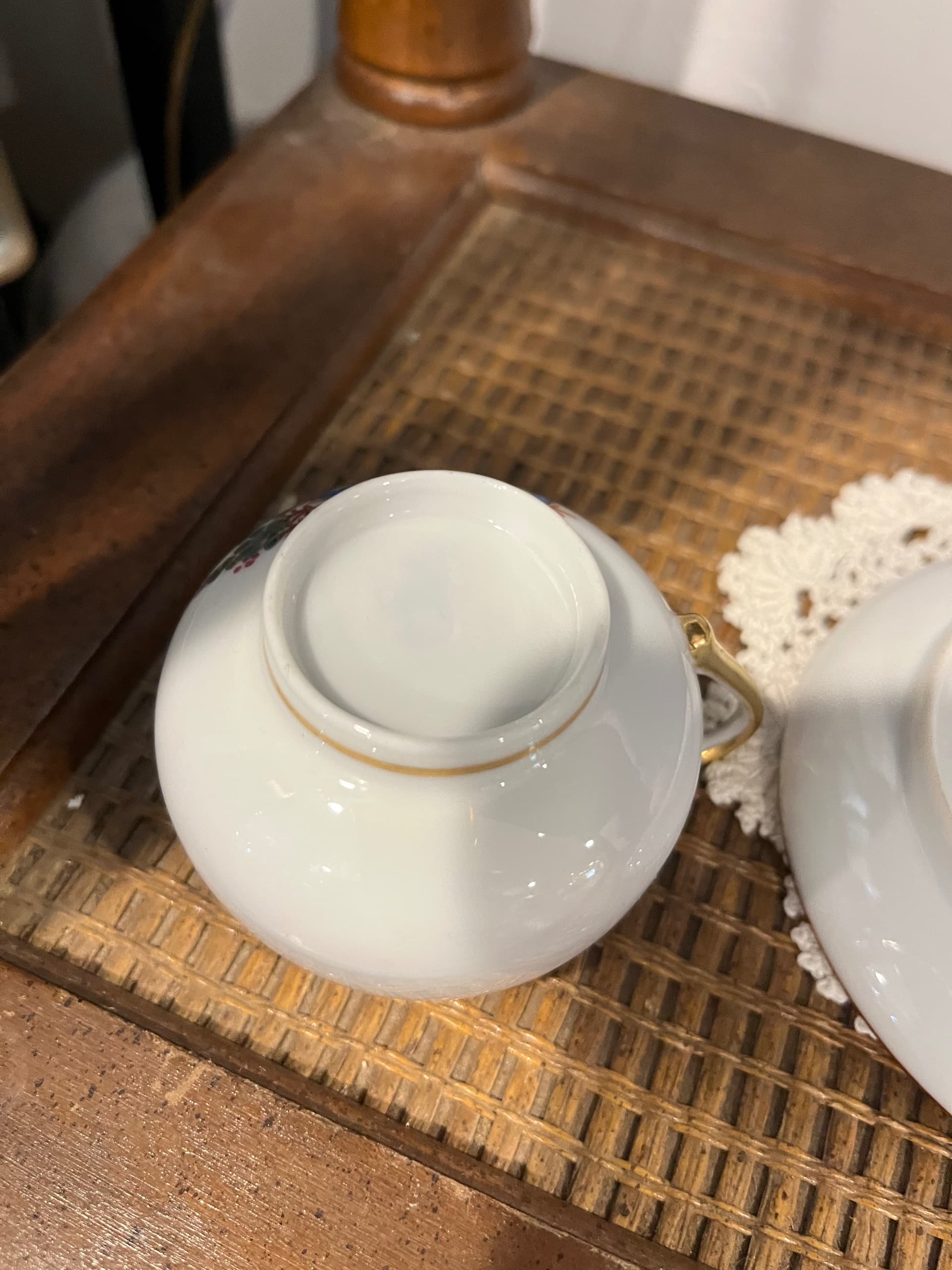 Kutani Porcelain Demitasse Cup & Saucer Heavy Gold Chrysanthemum Bird Meiji/Showa Japanese - Regular - Thumbnail 6
