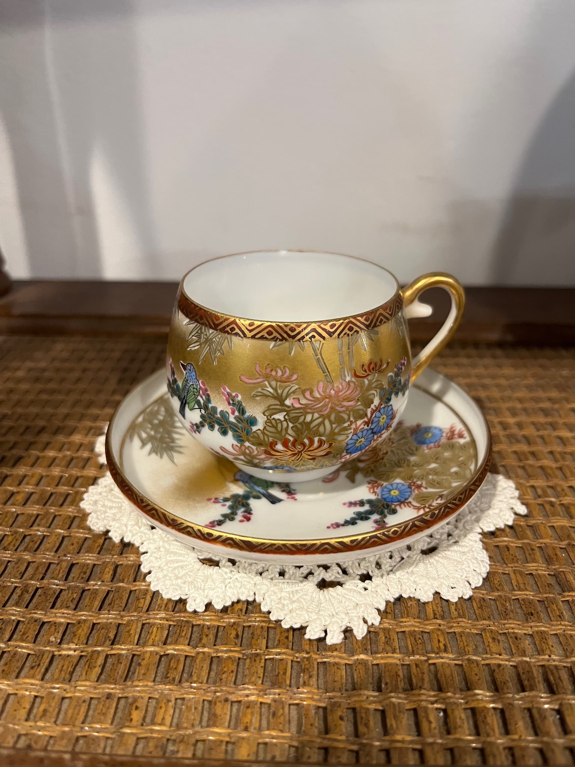 Kutani Porcelain Demitasse Cup & Saucer Heavy Gold Chrysanthemum Bird Meiji/Showa Japanese - Regular - Thumbnail 9