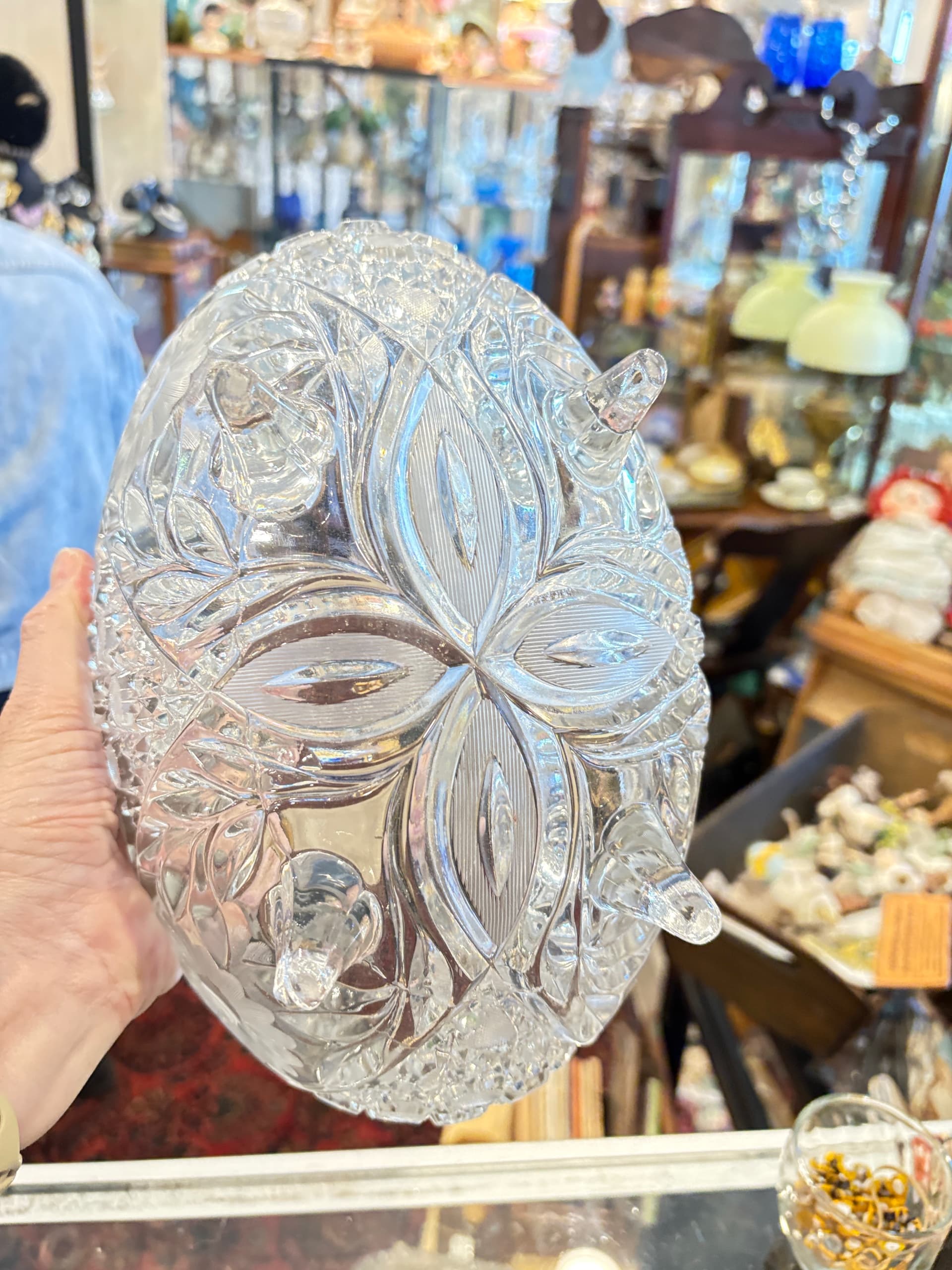 American Brilliant Period Cut Crystal Bowl — 11” Footed, Daisy Engraving, c. 1890–1915 - Regular - Thumbnail 5