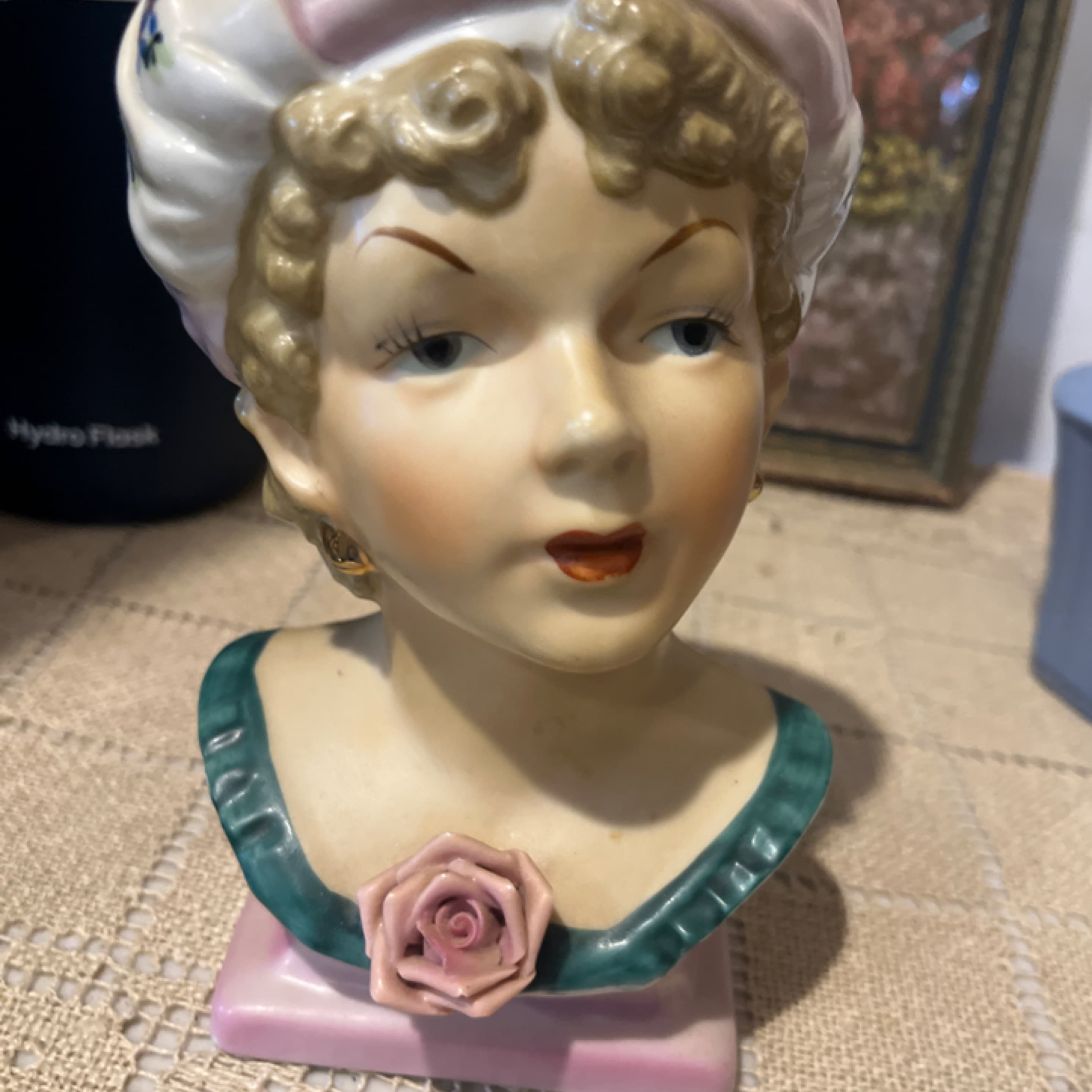 Woman Vase/planter -1231 - Regular