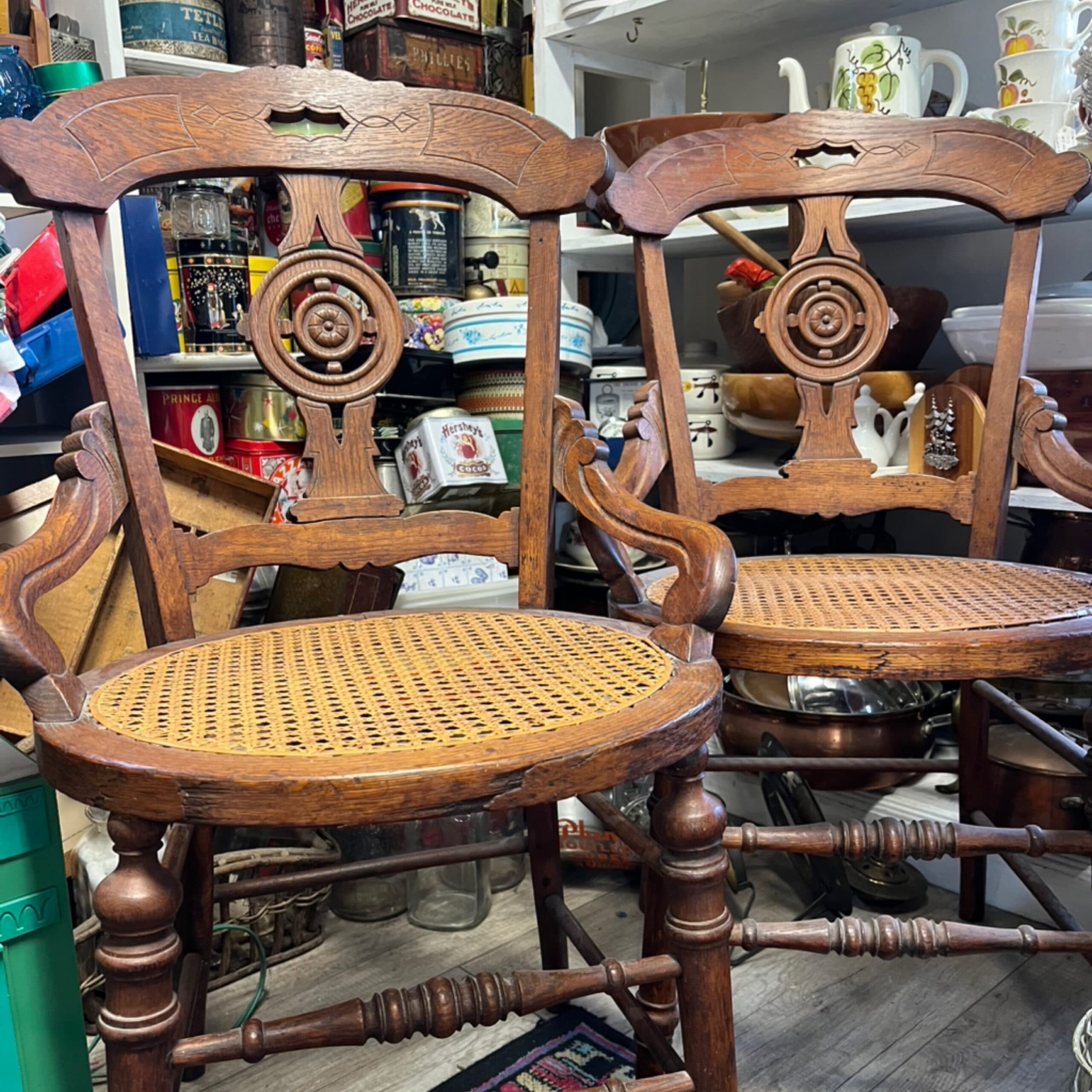 Eastlake Chairs (pair) - Regular - Thumbnail 2