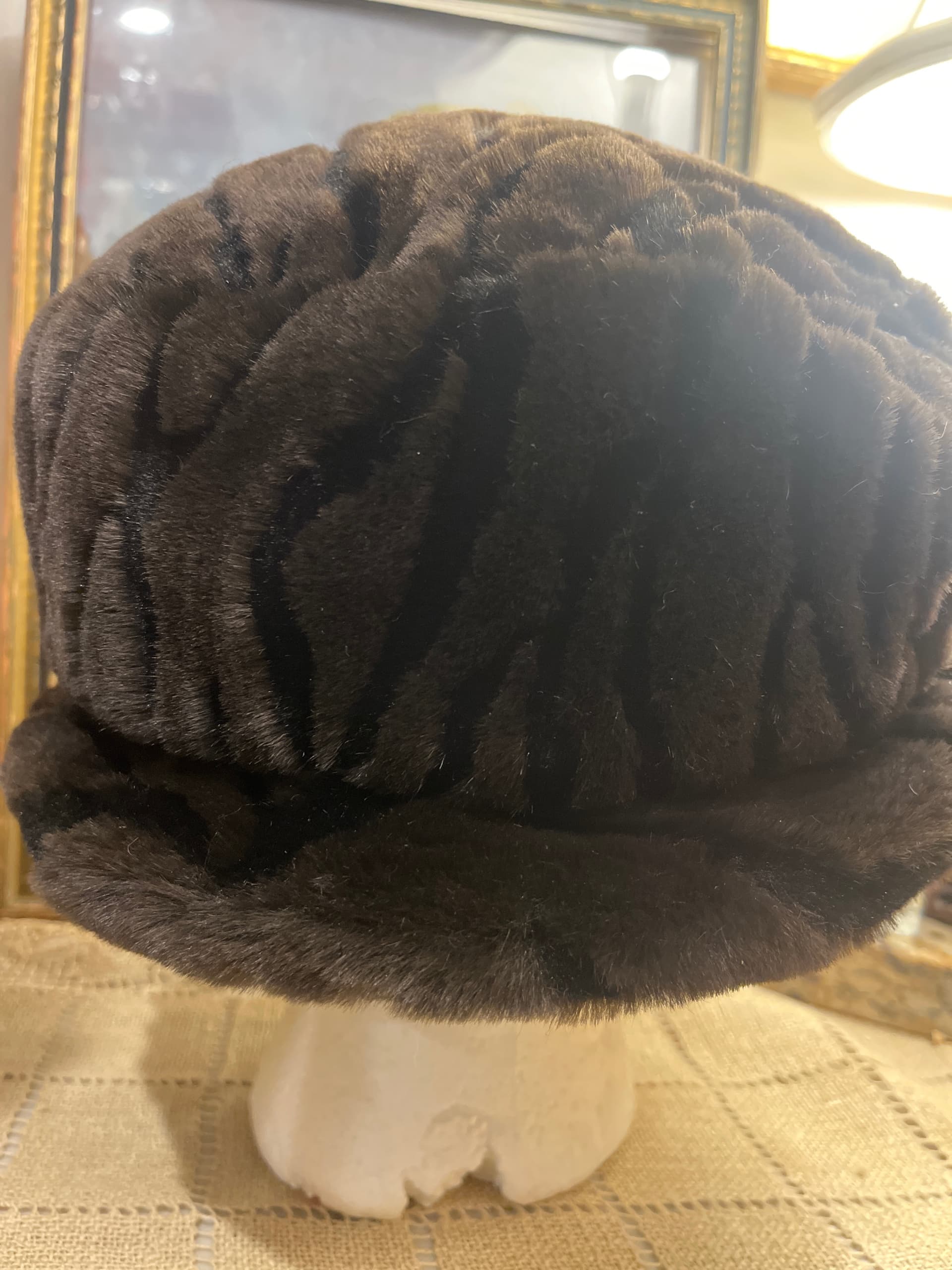 Dark Faux Fur Hat [1268] - Regular - Thumbnail 4