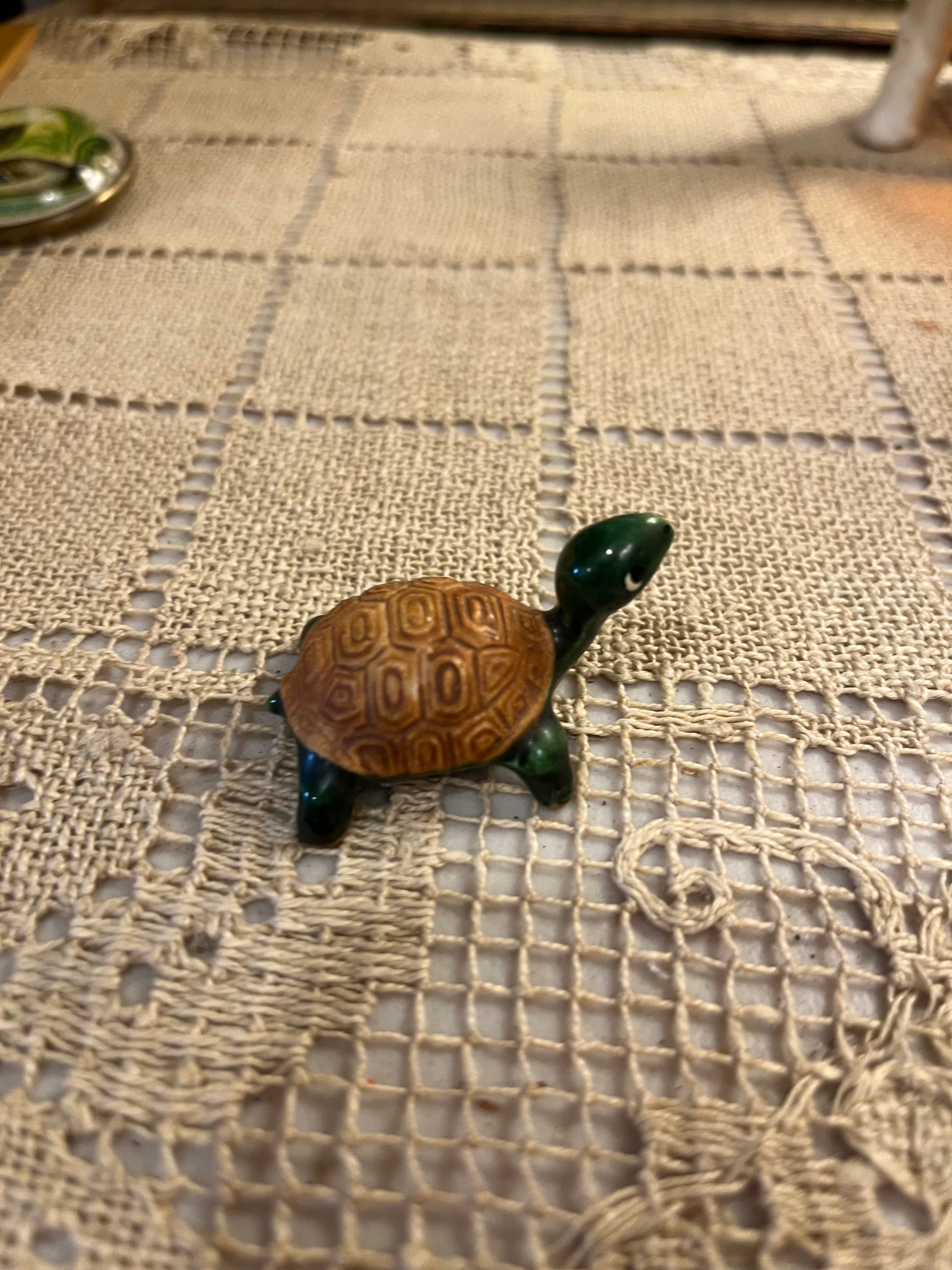 Ceramic Turtle Figurine - Regular - Thumbnail 4