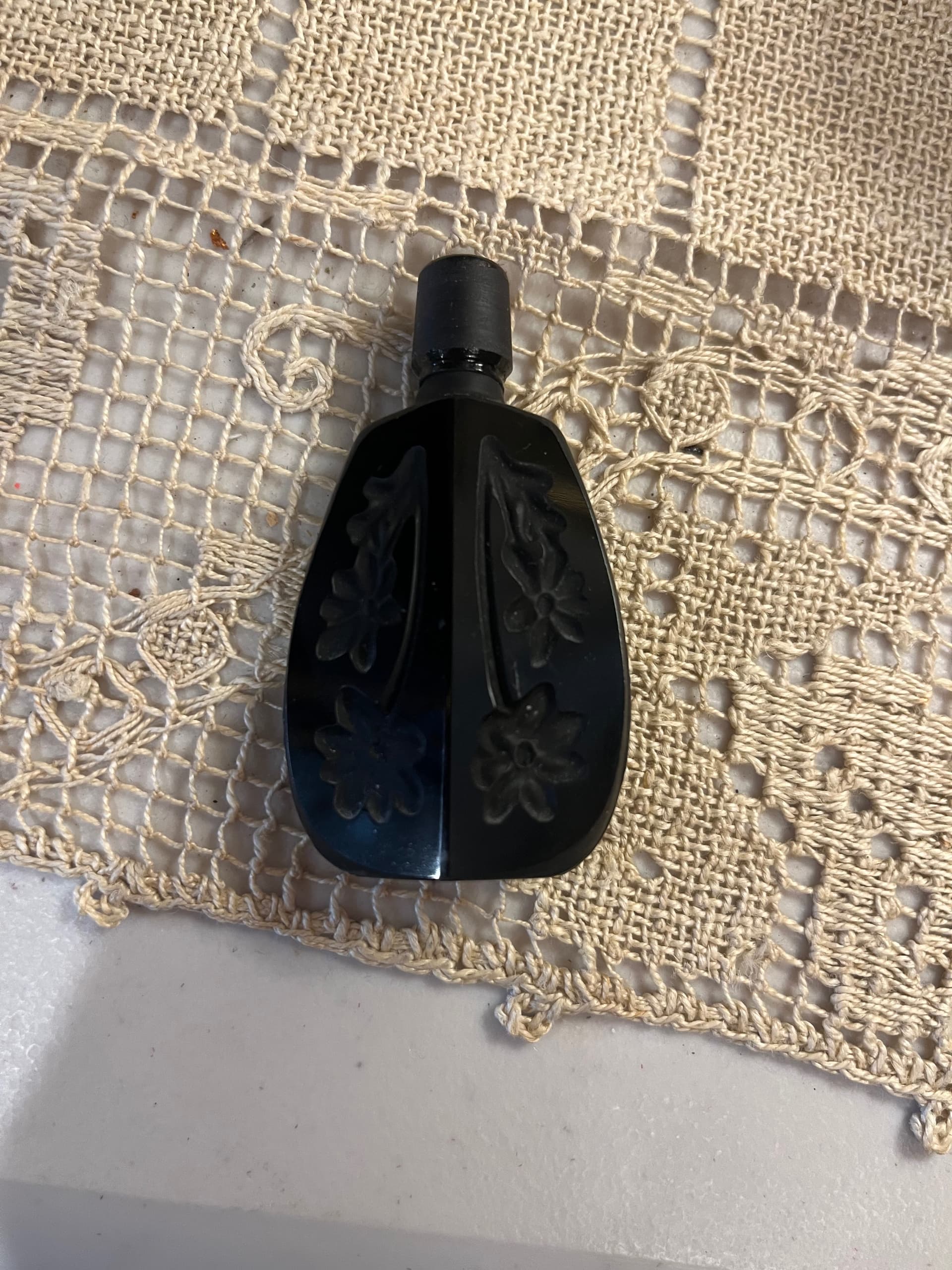 Black pressed perfume bottle - Regular - Thumbnail 3