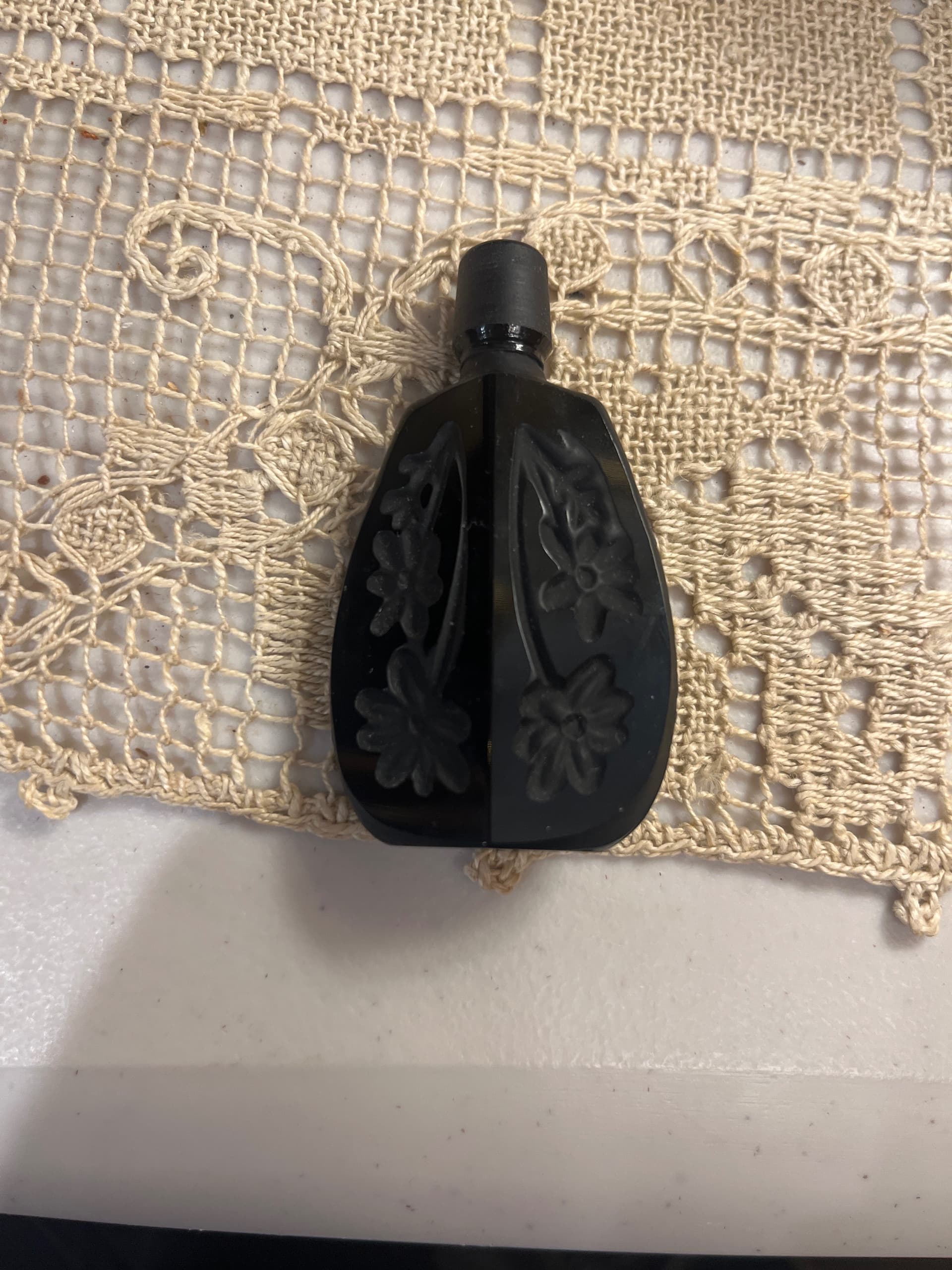 Black pressed perfume bottle - Regular - Thumbnail 2