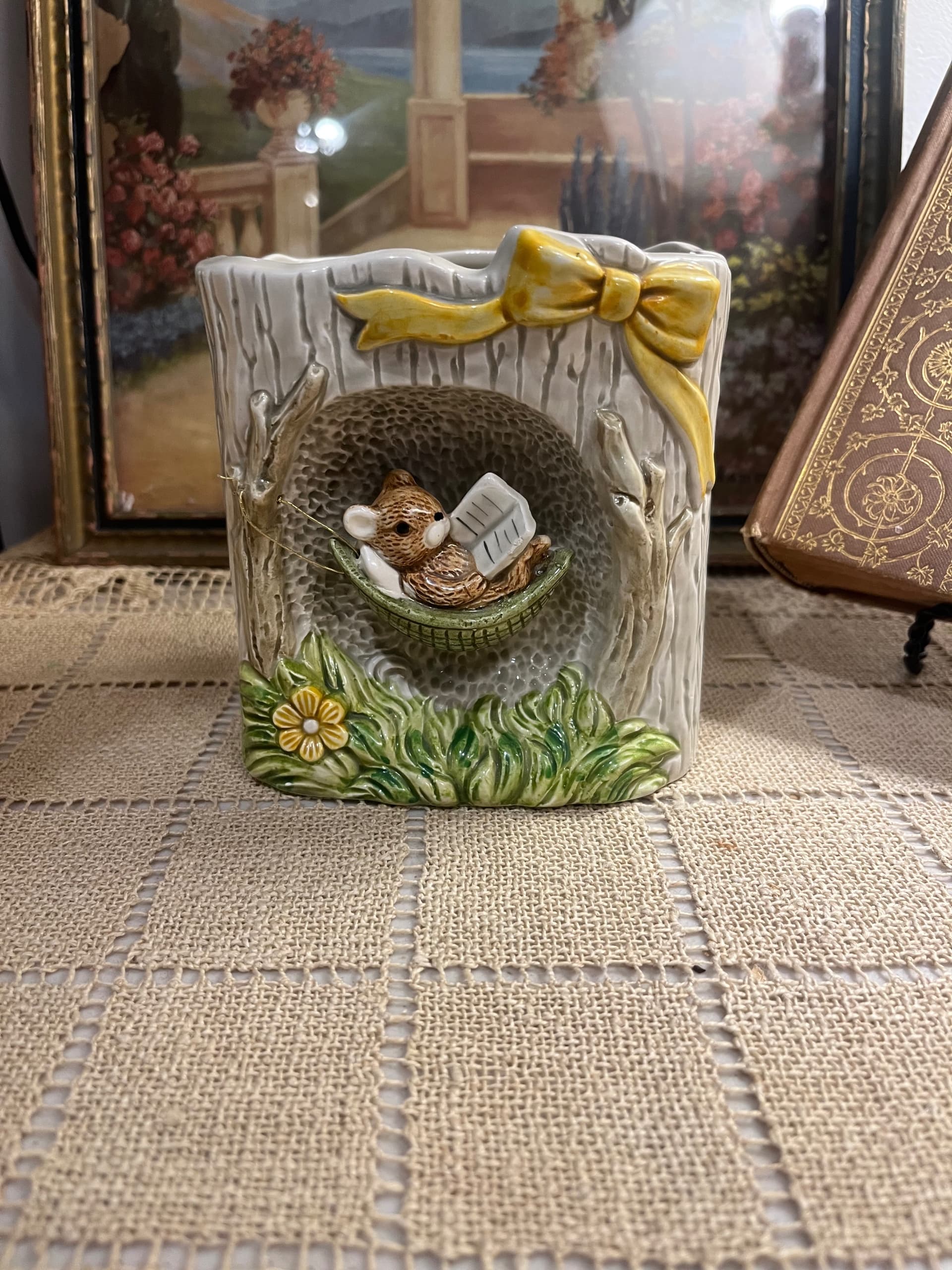 Ceramic Woodland-Themed Planter - Regular - Thumbnail 8