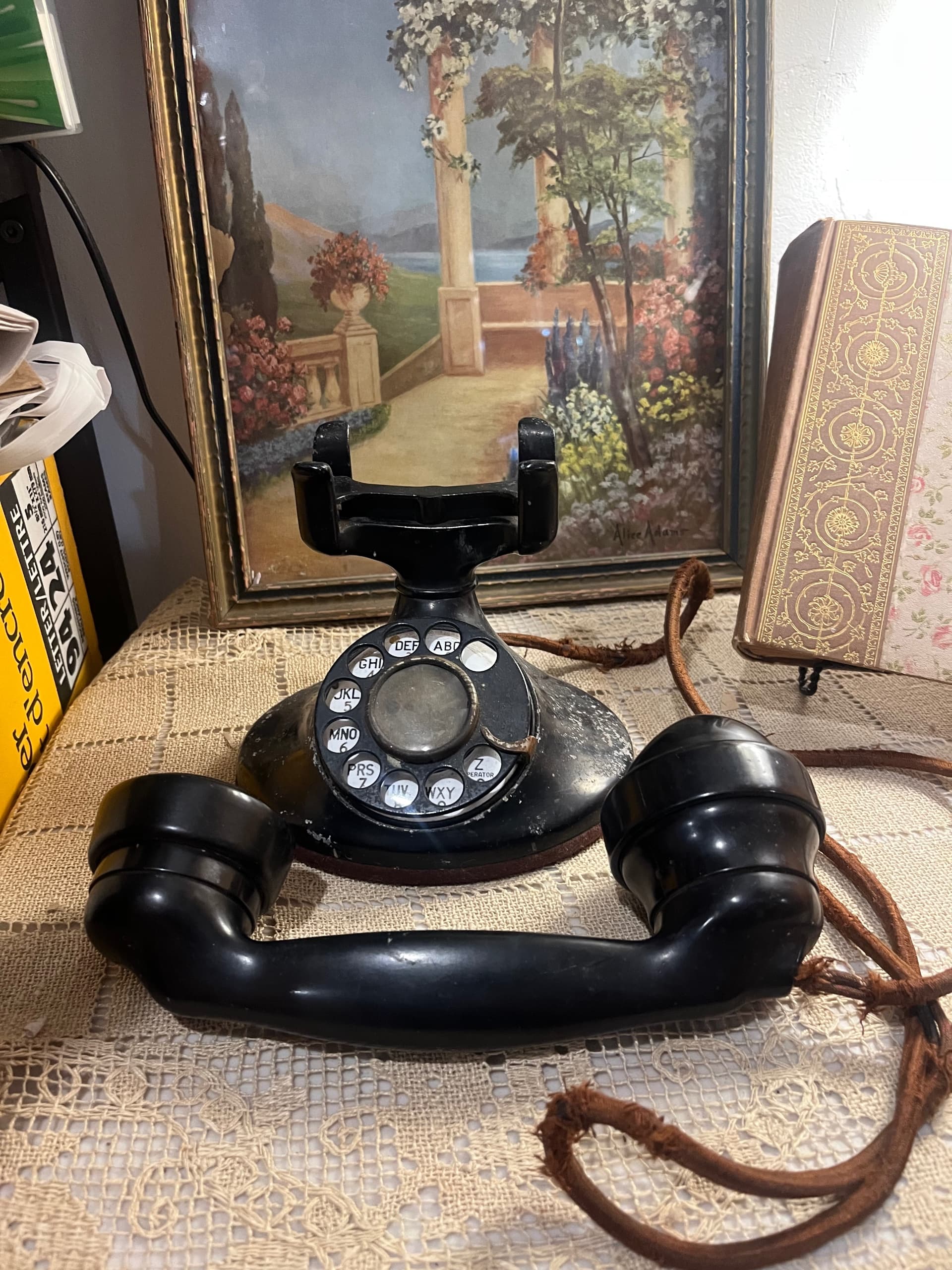 Vintage Rotary Dial Telephone - Regular - Thumbnail 2