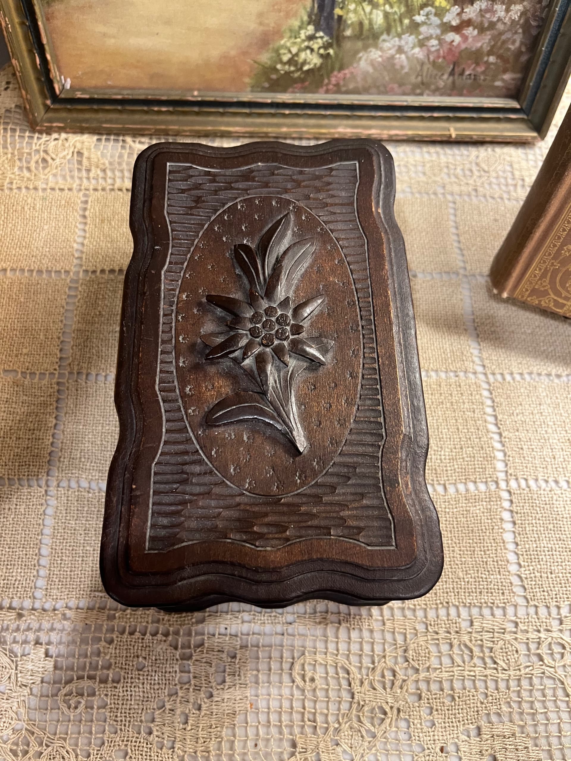 Carved Wooden Music Box [1268] - Regular - Thumbnail 3