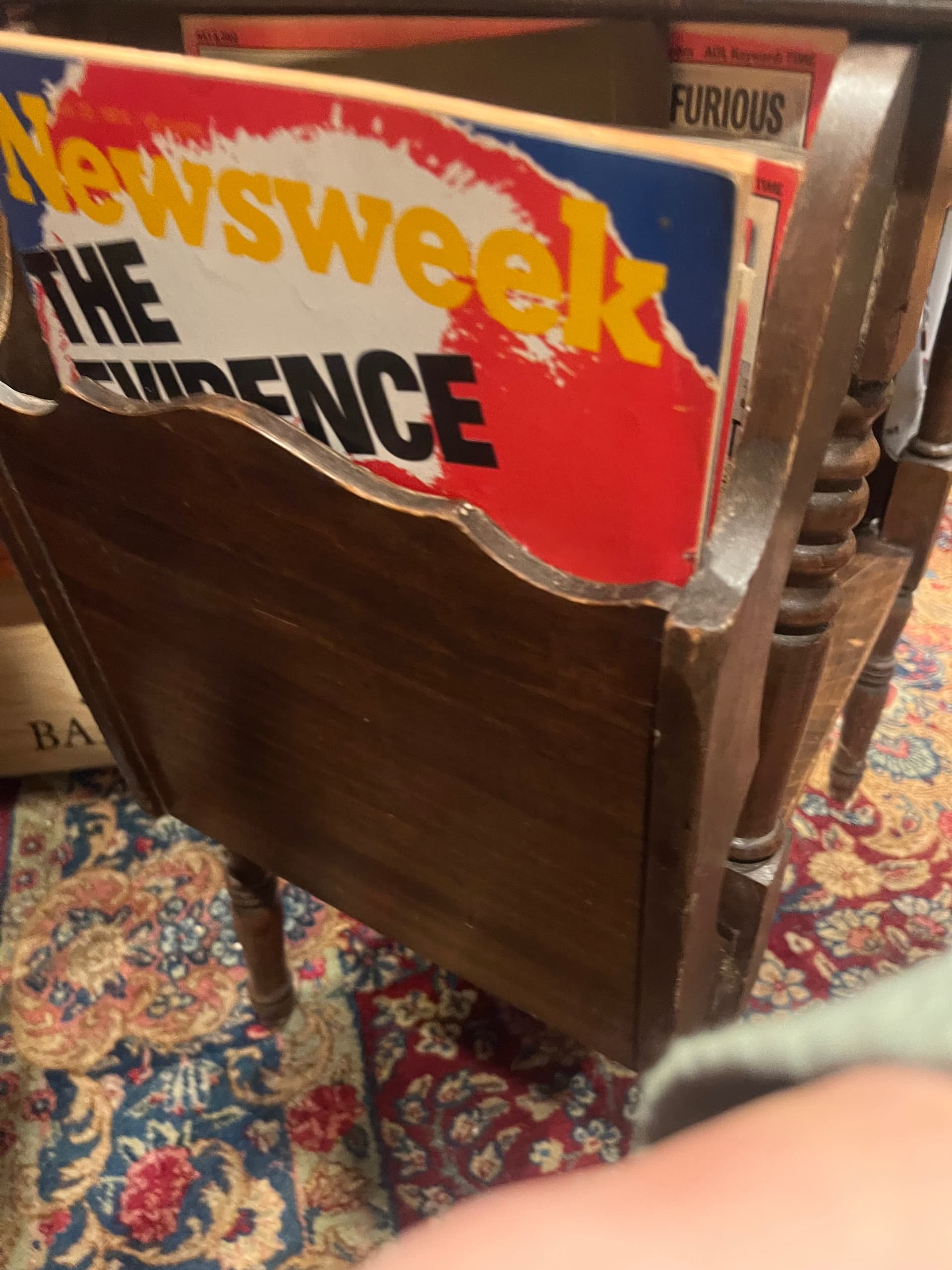 Vintage Magazine Saddle Side Table - Regular - Thumbnail 3