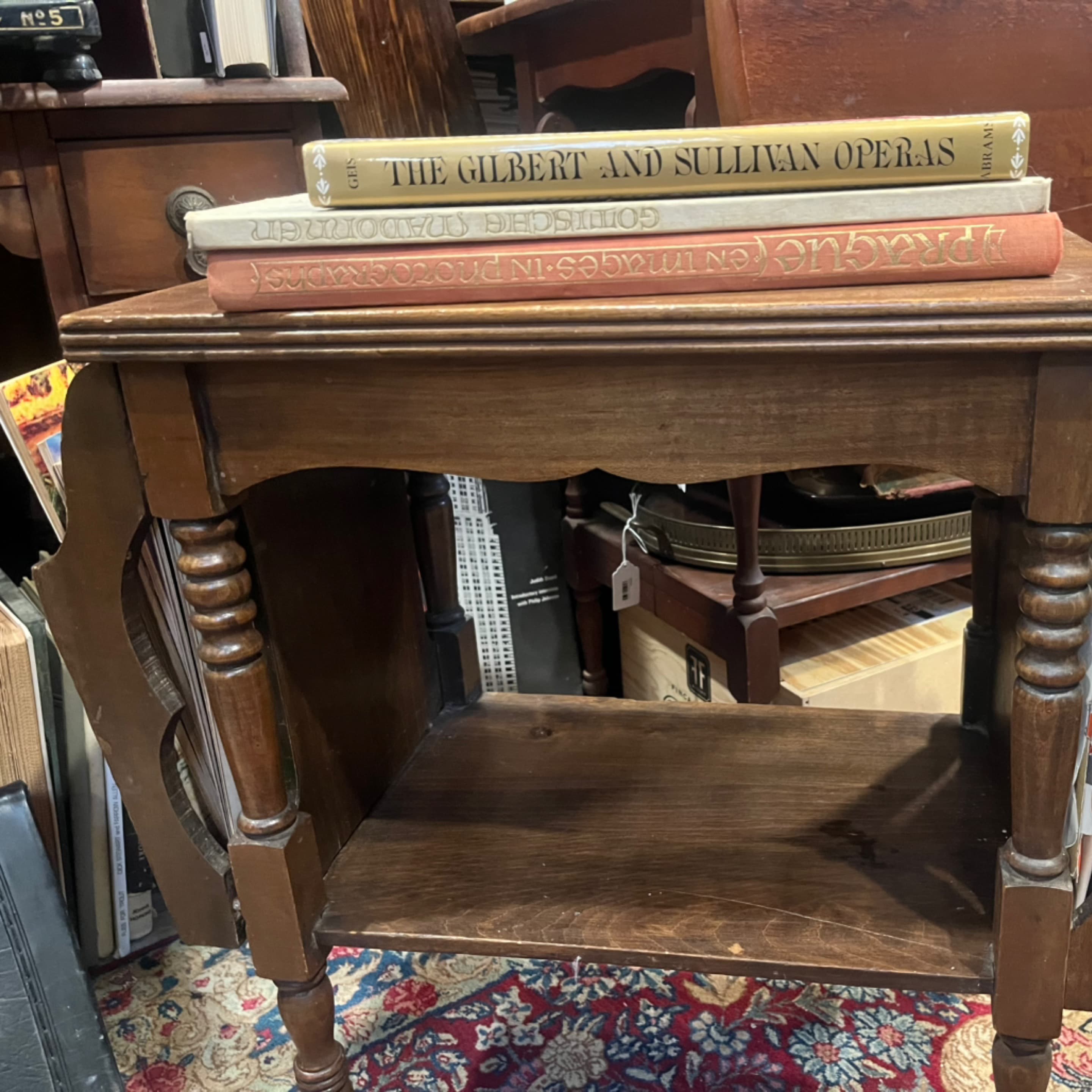 Vintage Magazine Saddle Side Table - Regular - Thumbnail 6