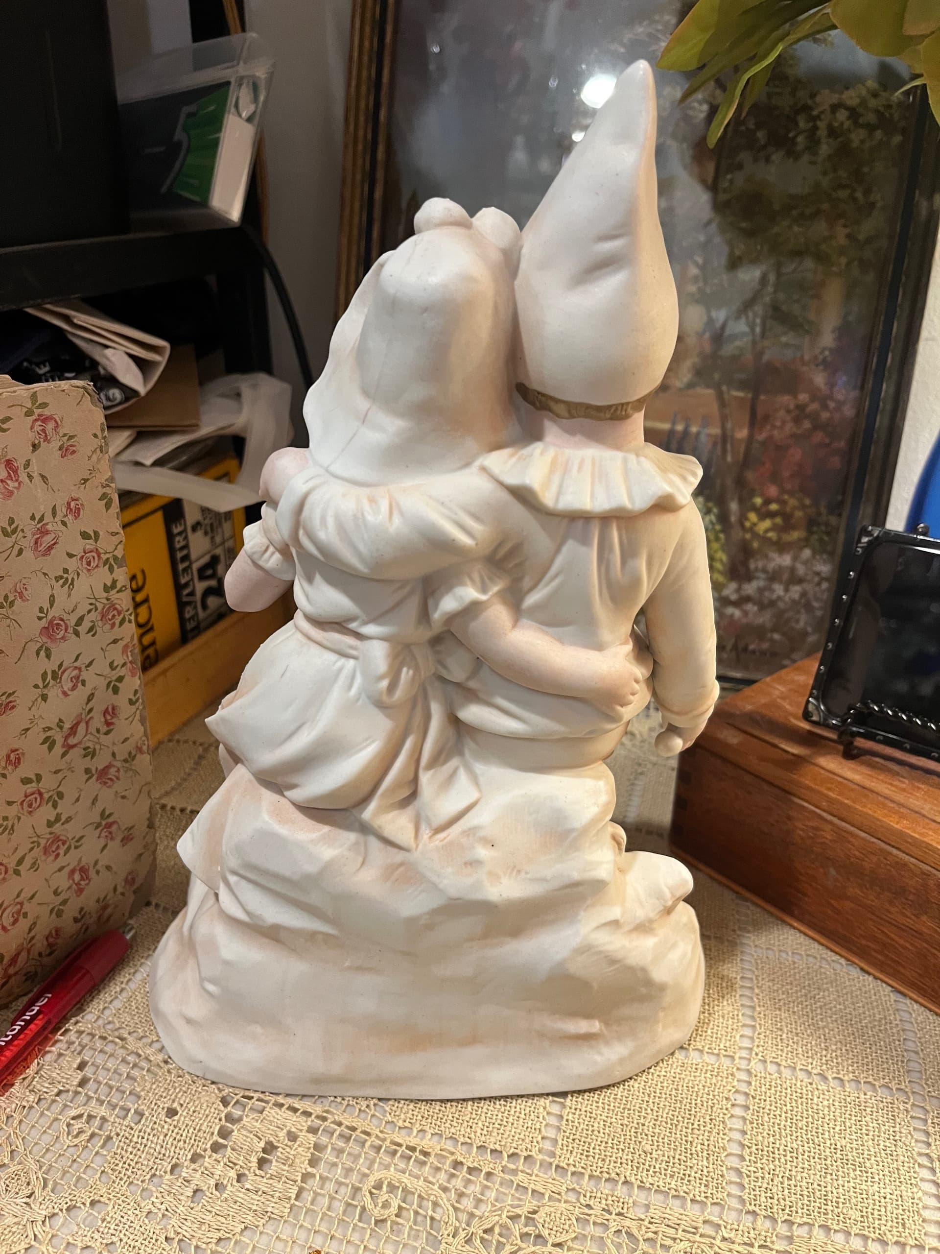 Royal Rudolstadt Porcelain Childen In Costume Statue 941 - Regular - Thumbnail 6