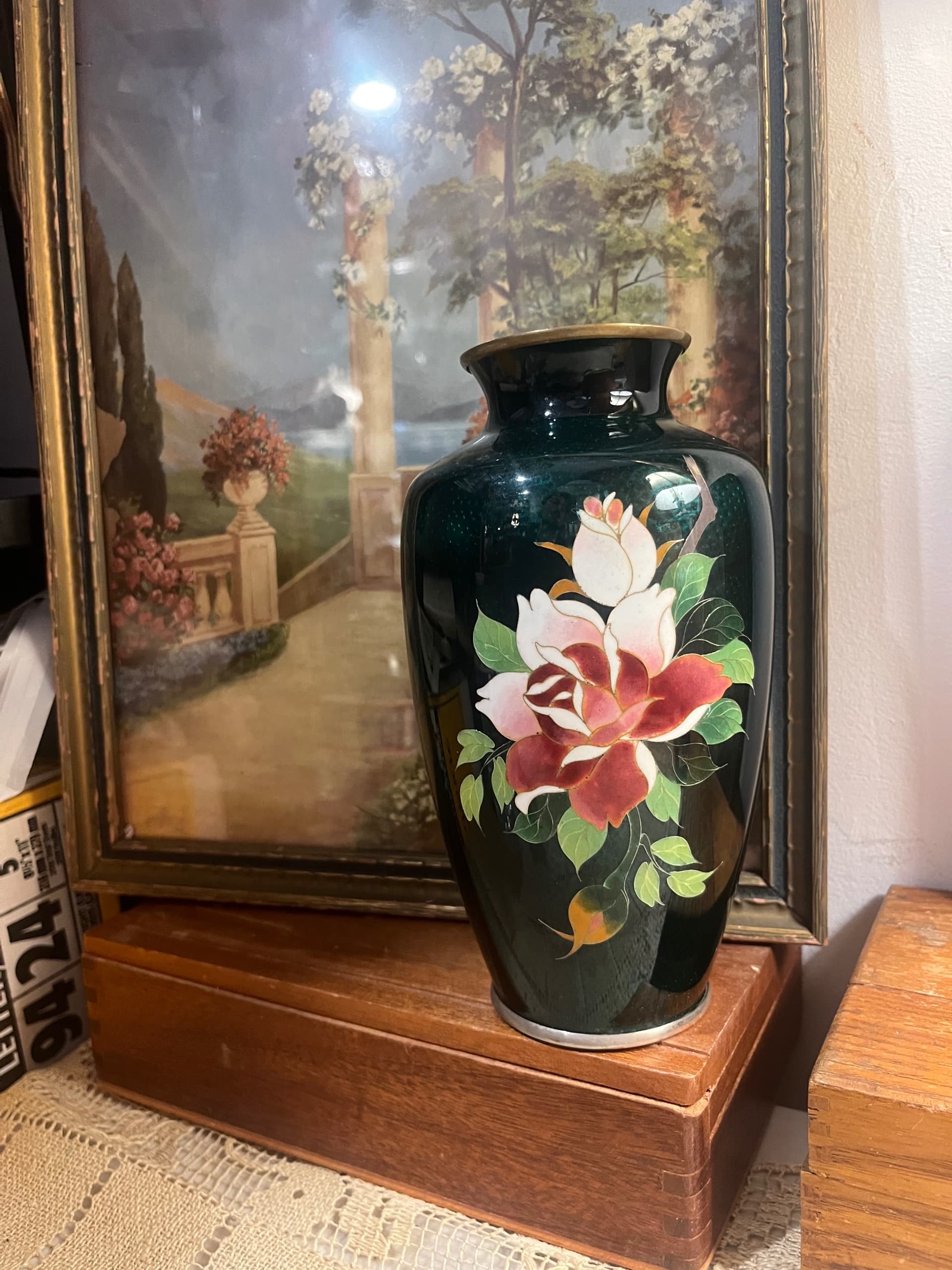Cloisonne Vase with Enamel and Rose Floral Design - Regular - Thumbnail 3
