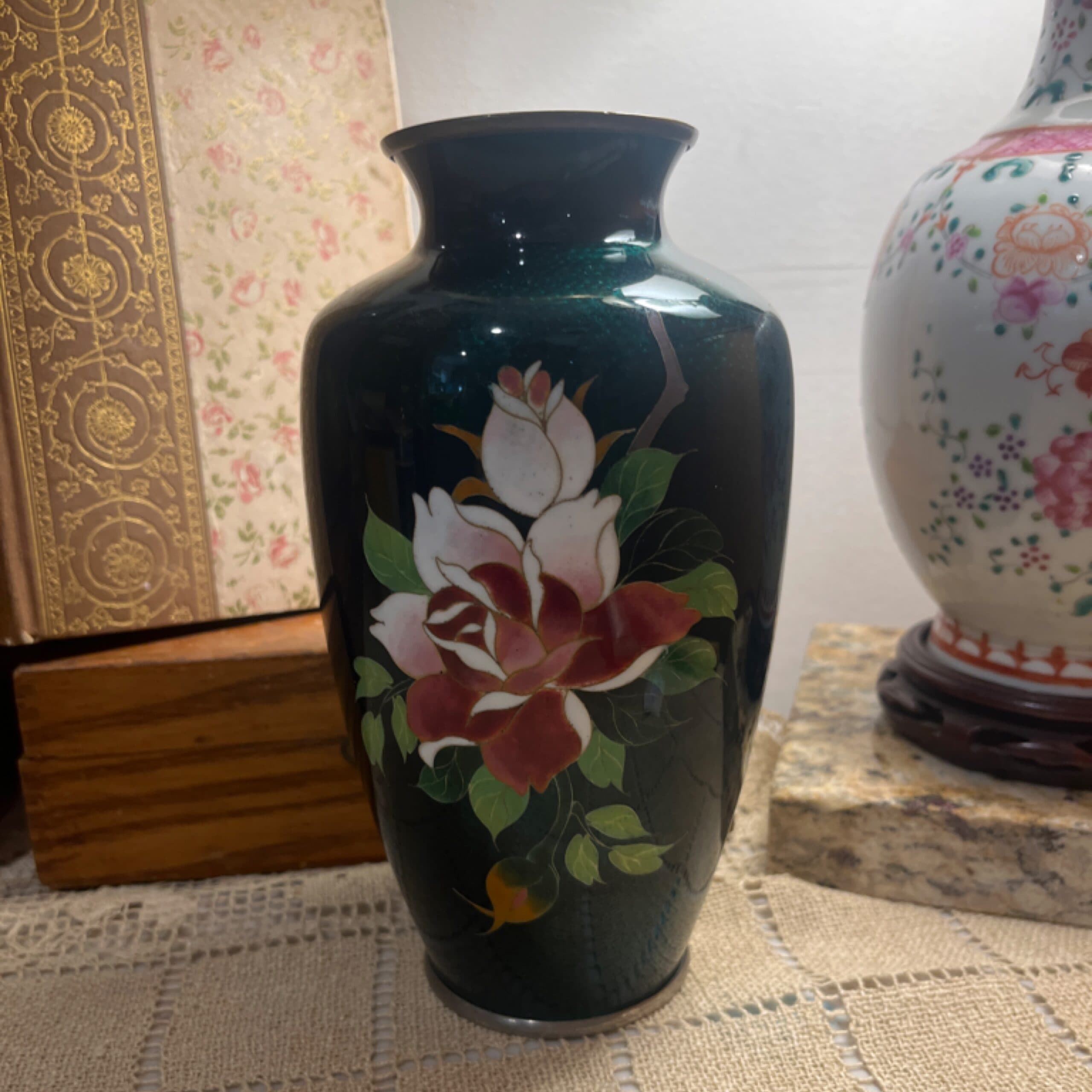 Cloisonne Vase with Enamel and Rose Floral Design - Regular - Thumbnail 4