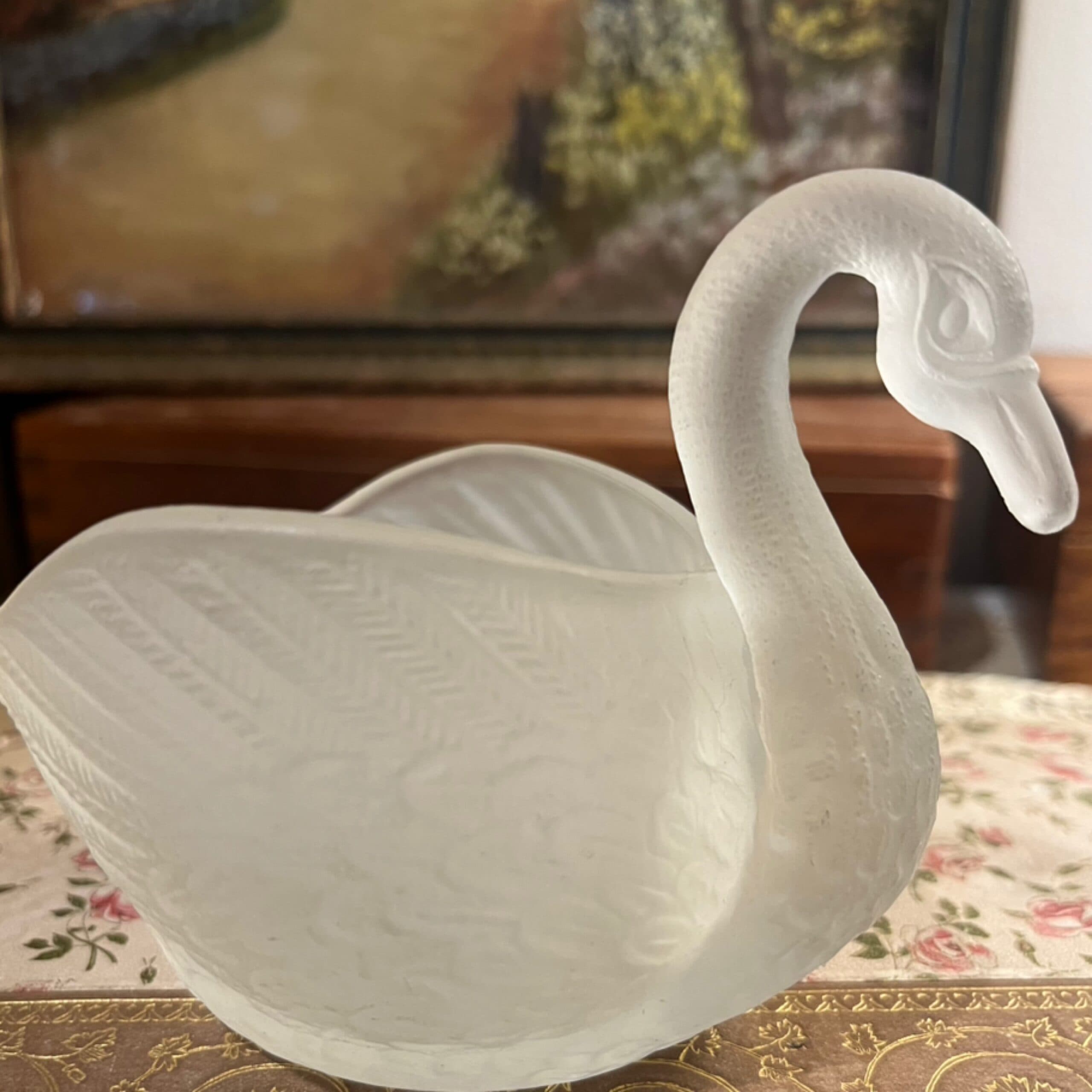 GE Smith Frosted Glass Swan - Regular - Thumbnail 7