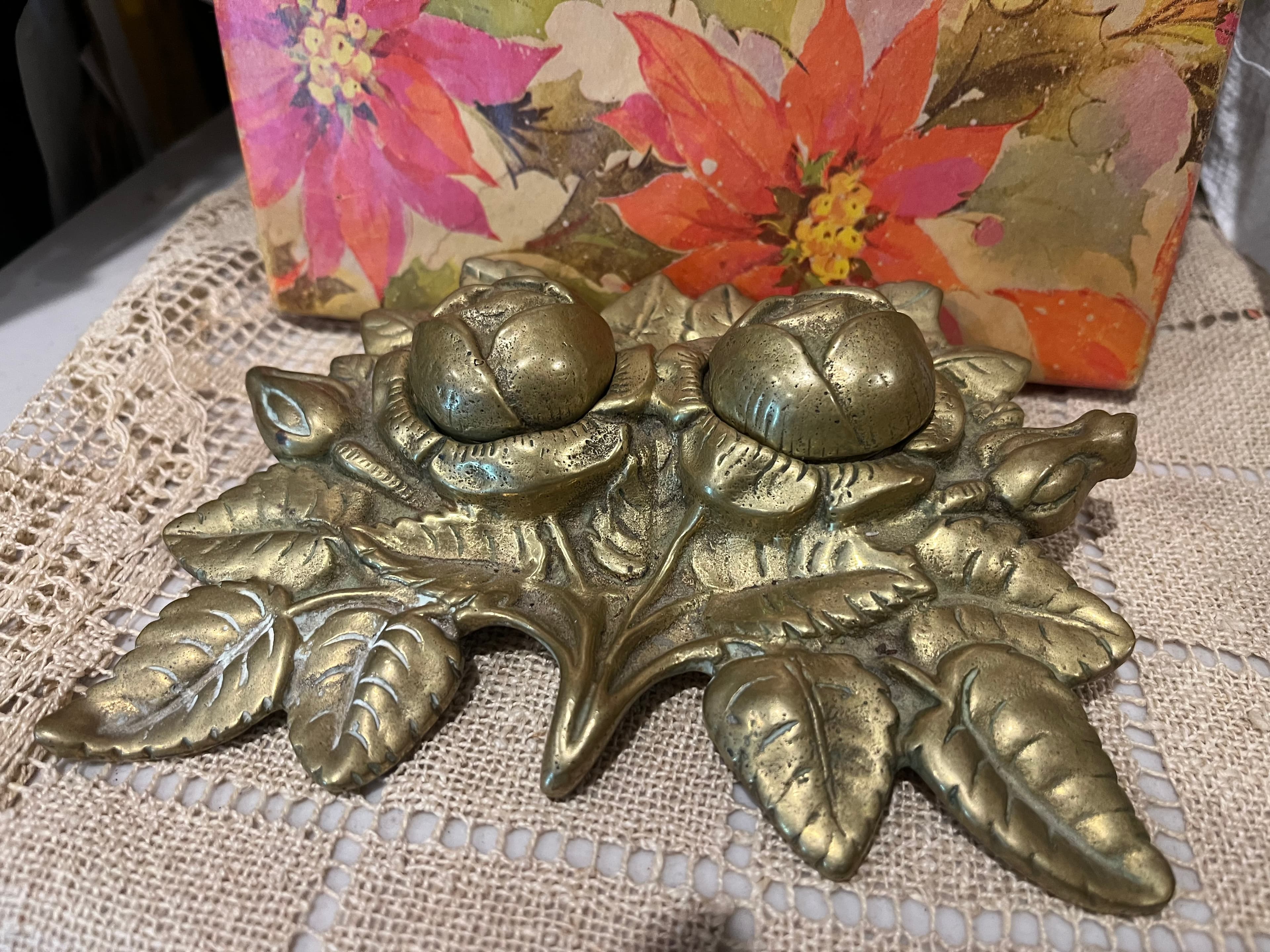 Victorian Brass Double Inkwell 941 - Regular - Thumbnail 5