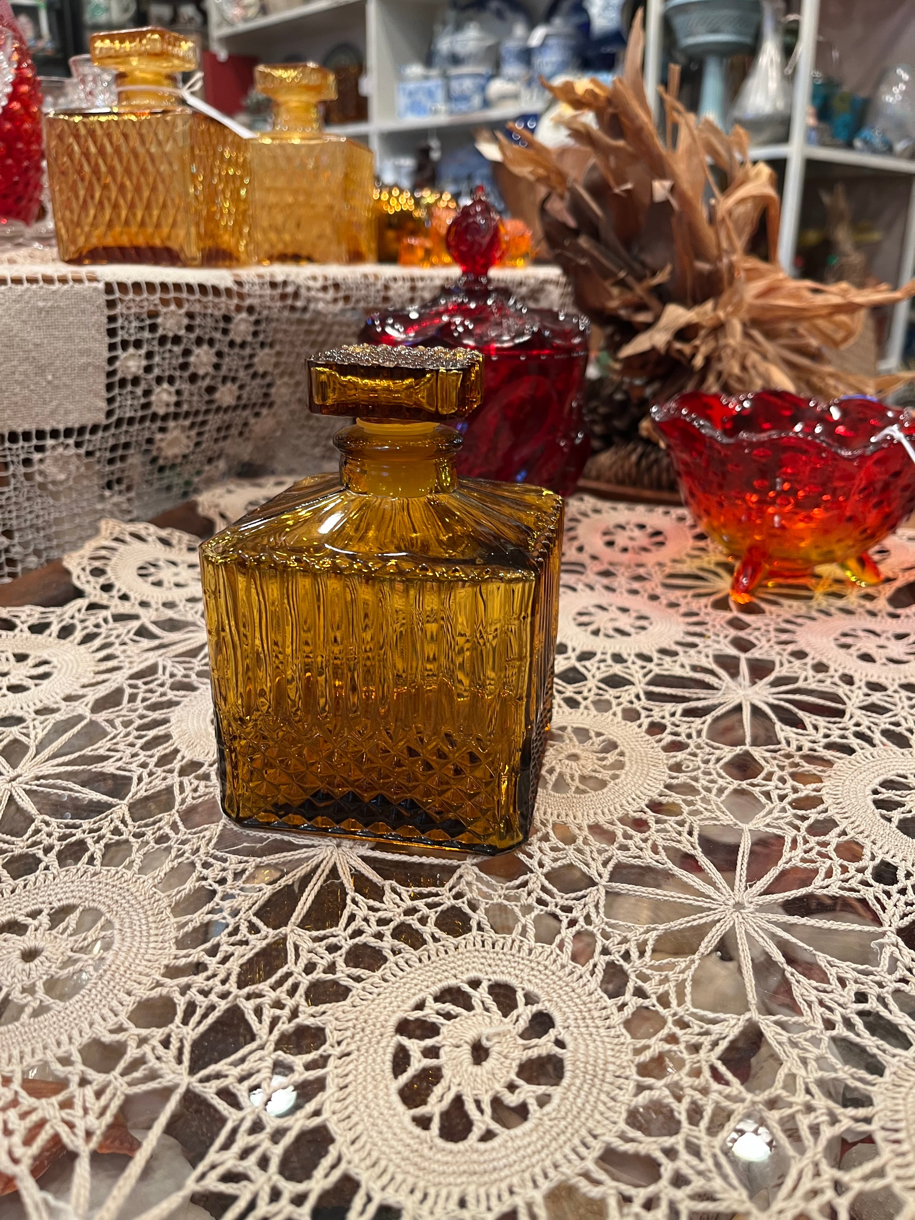 Vintage Amber Glass Square Decanter W/Stopper - Regular - Thumbnail 3