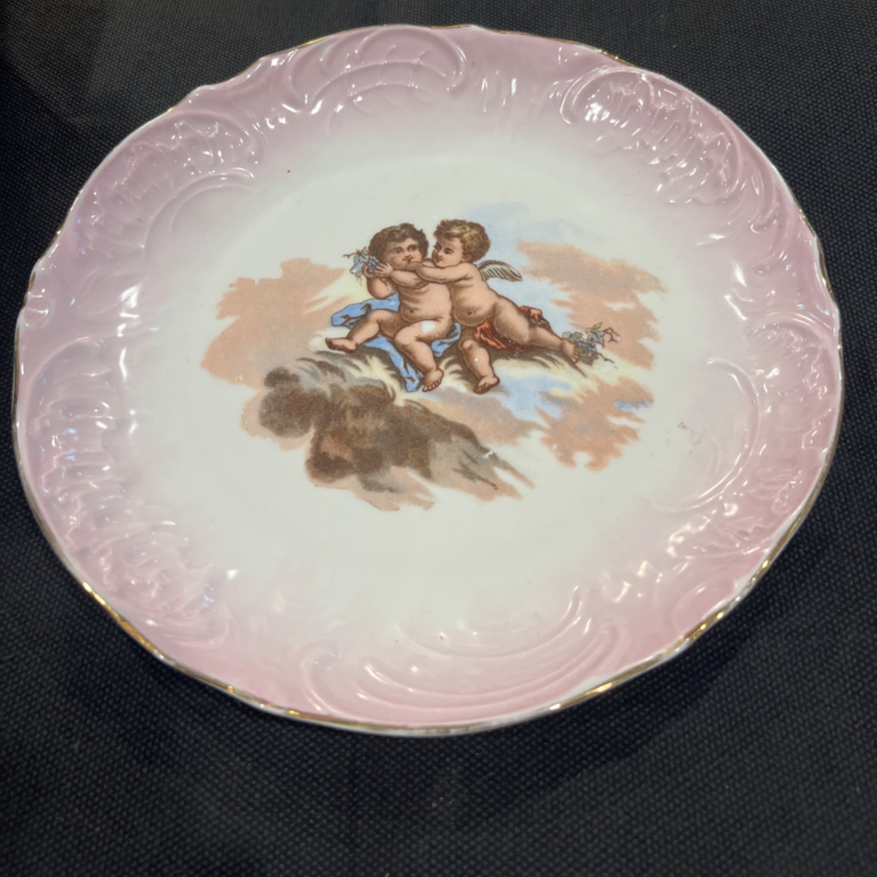 Porcelain Cherub Plate Pink - Regular - Thumbnail 2