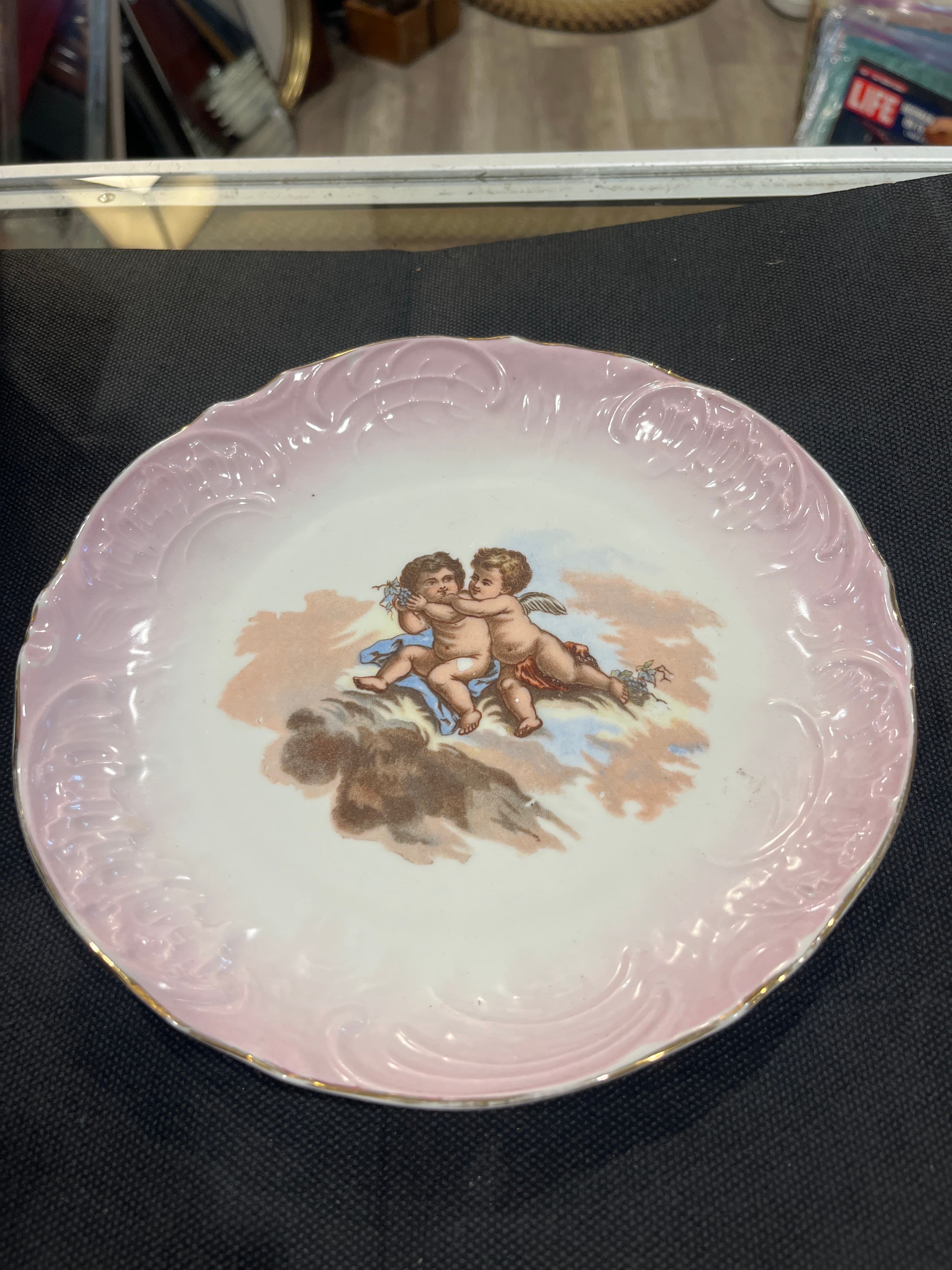 Porcelain Cherub Plate Pink - Regular - Thumbnail 3