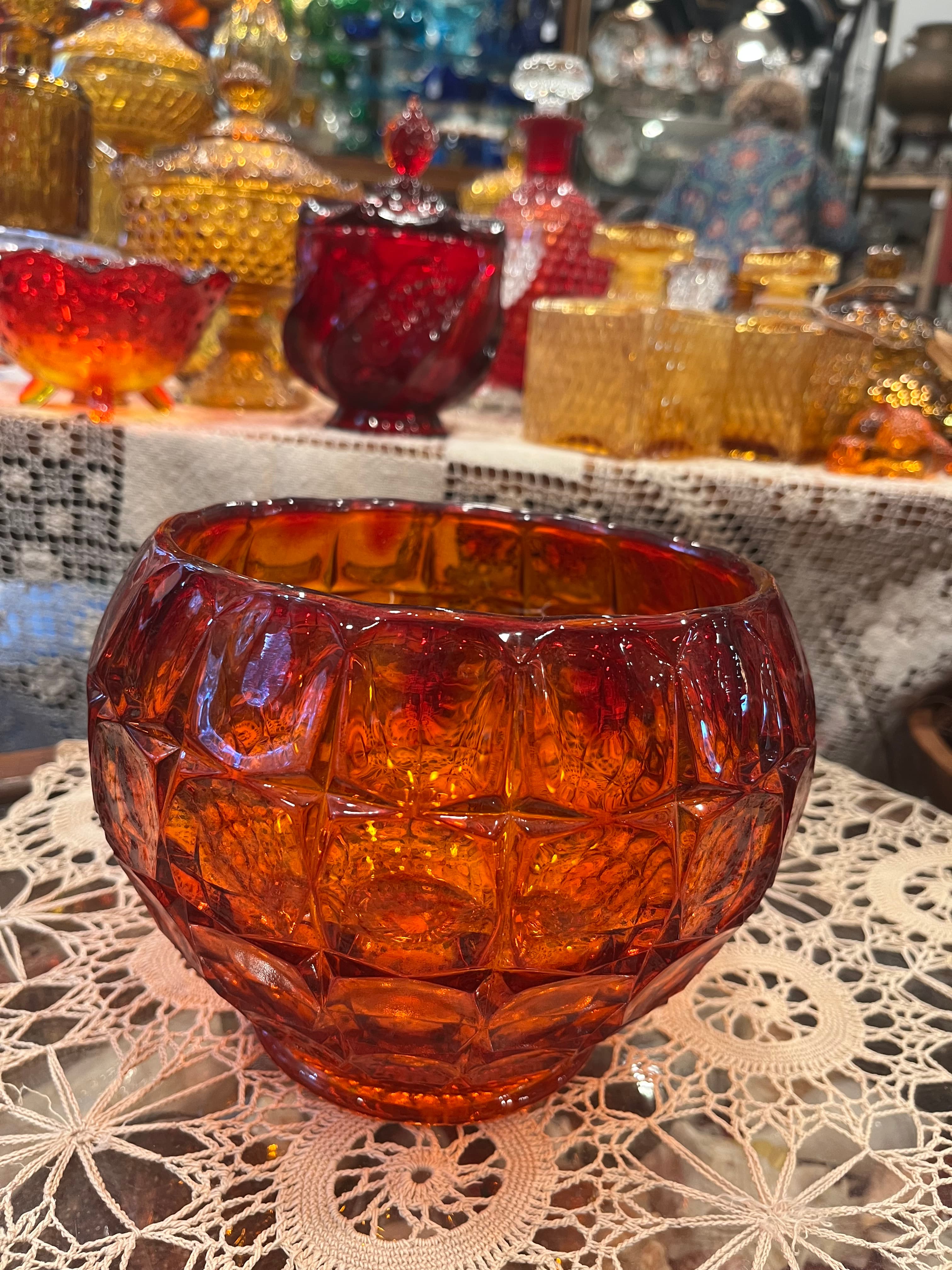 Indiana Glass Amberina Constellation Pattern Bowl - Regular - Thumbnail 2