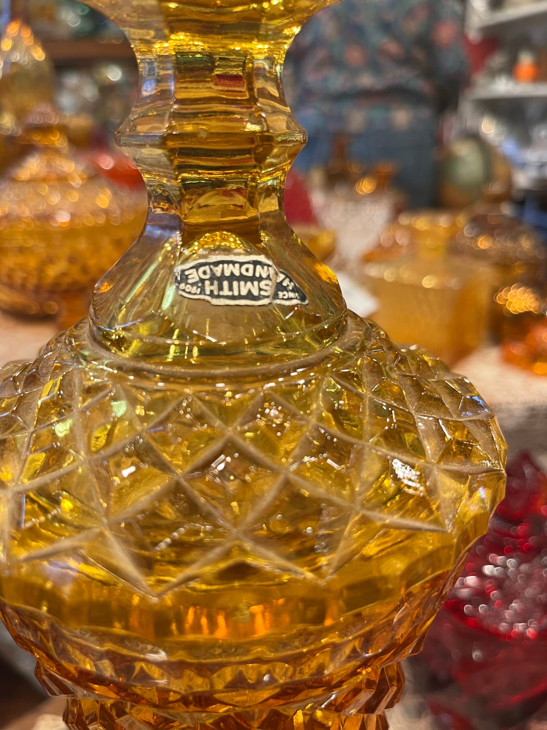 Amber Glass Diamond Point Apothecary Jar W/Lid By L.E. Smith - Regular - Thumbnail 6