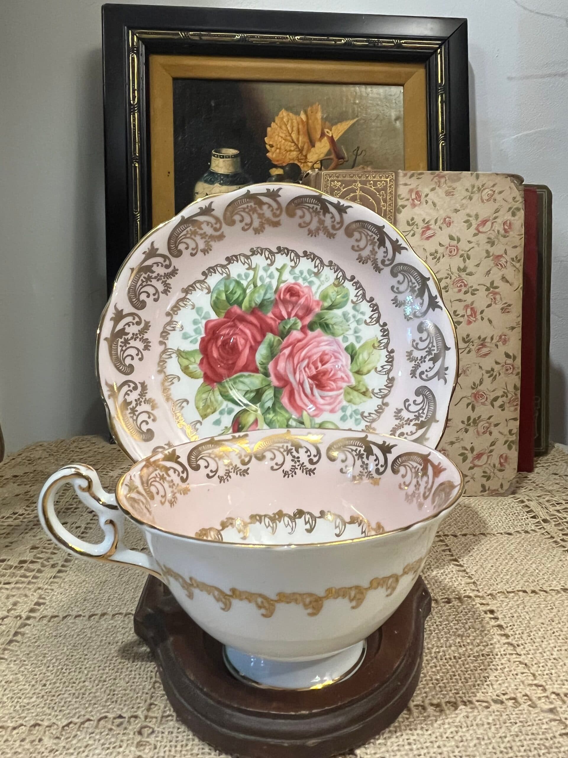 E.B. Foley Floral Teacup and Saucer - Regular - Thumbnail 4