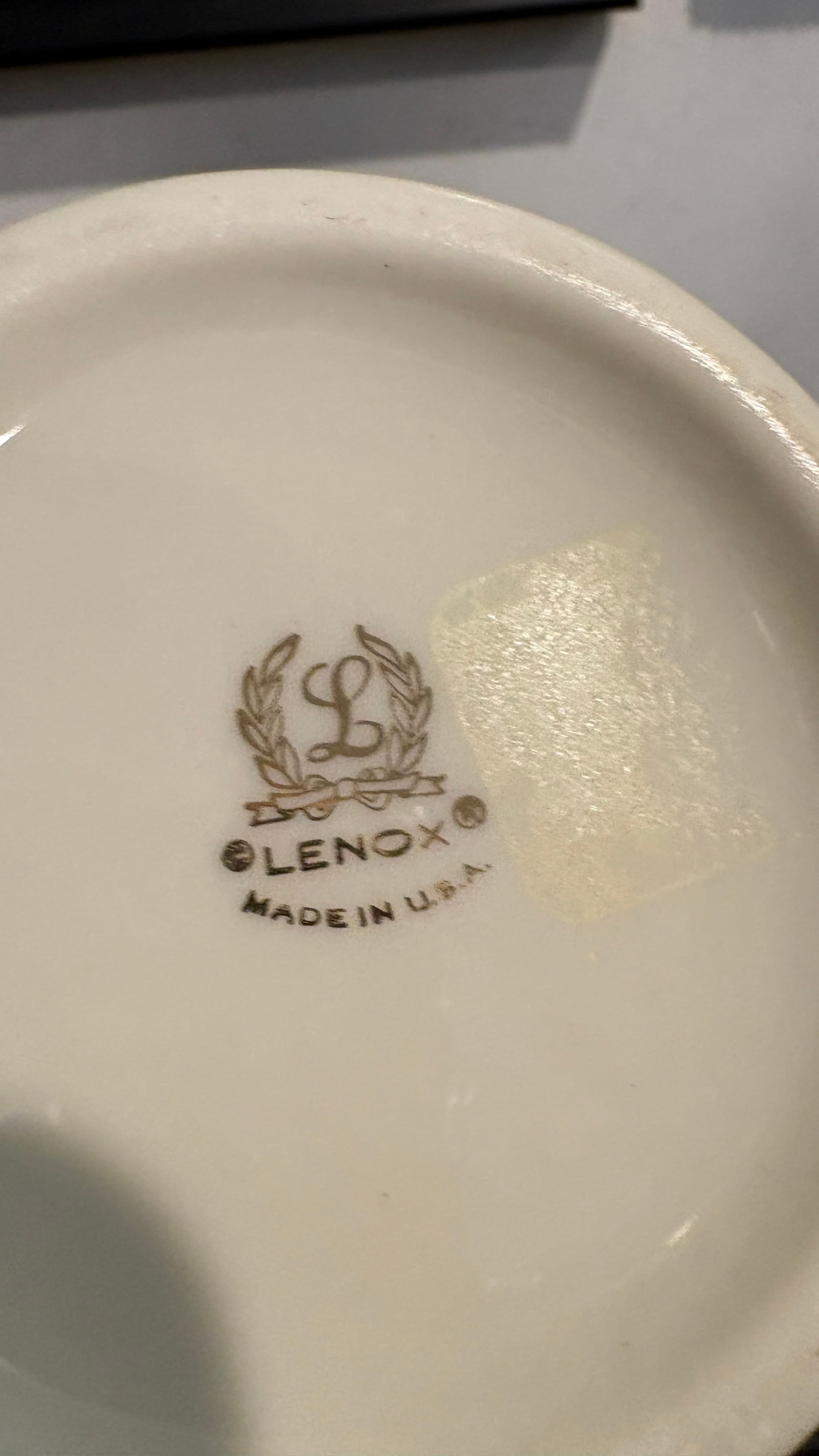 Lenox Iris Flower Vase - Regular - Thumbnail 3