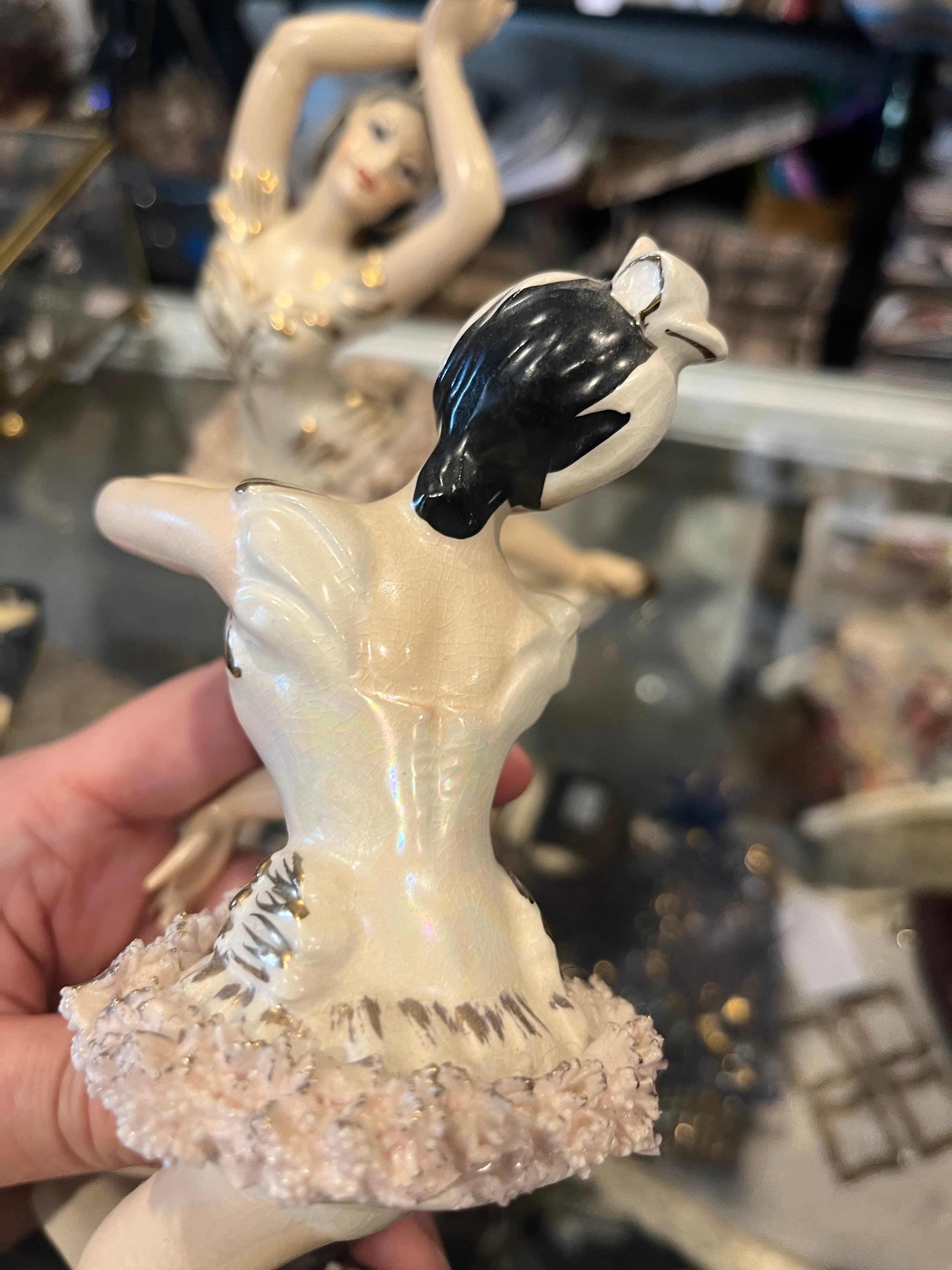 Pair of Lipper & Mann Ballerina Figurines AS IS - Regular - Thumbnail 8