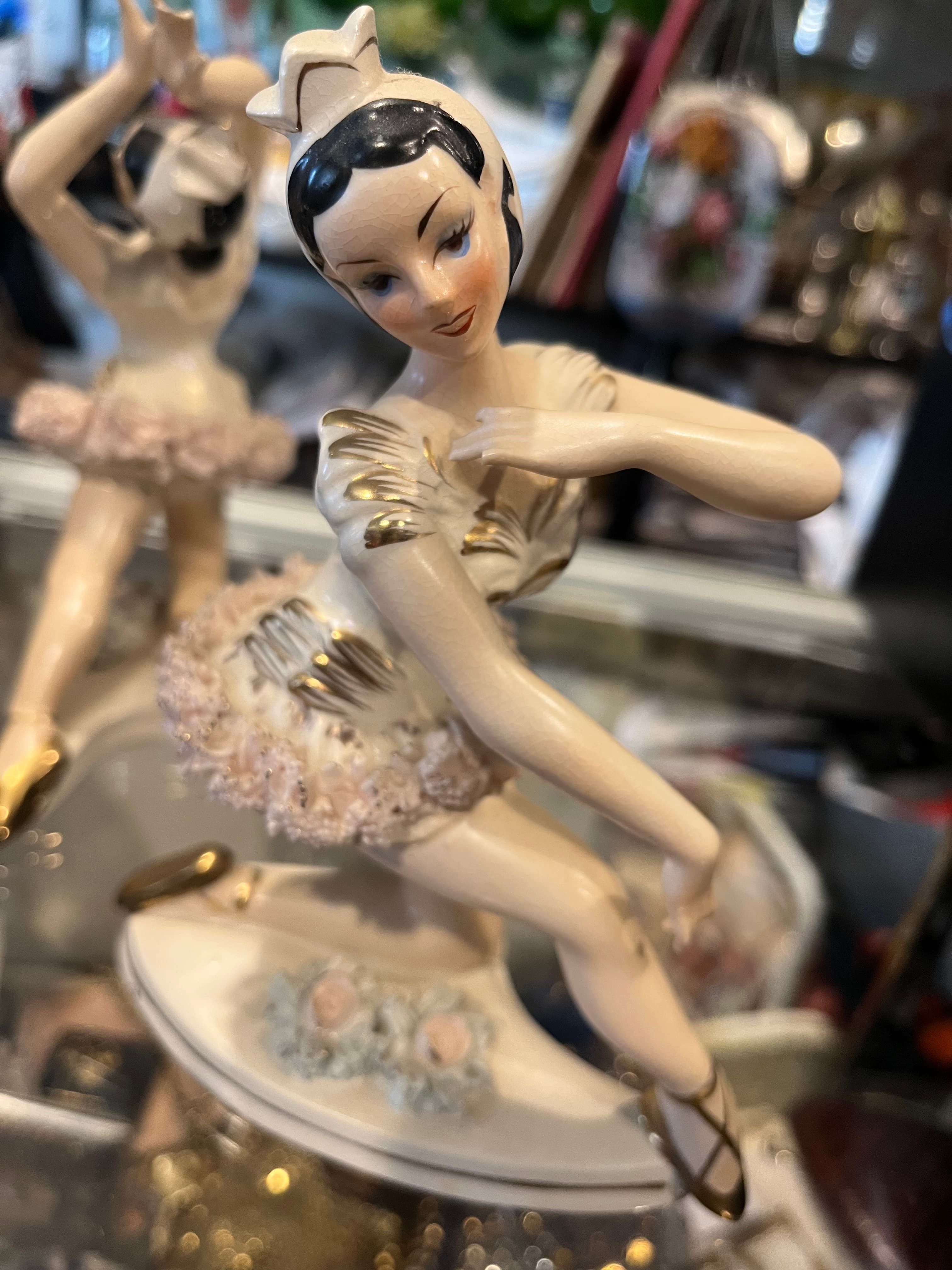 Pair of Lipper & Mann Ballerina Figurines AS IS - Regular - Thumbnail 7