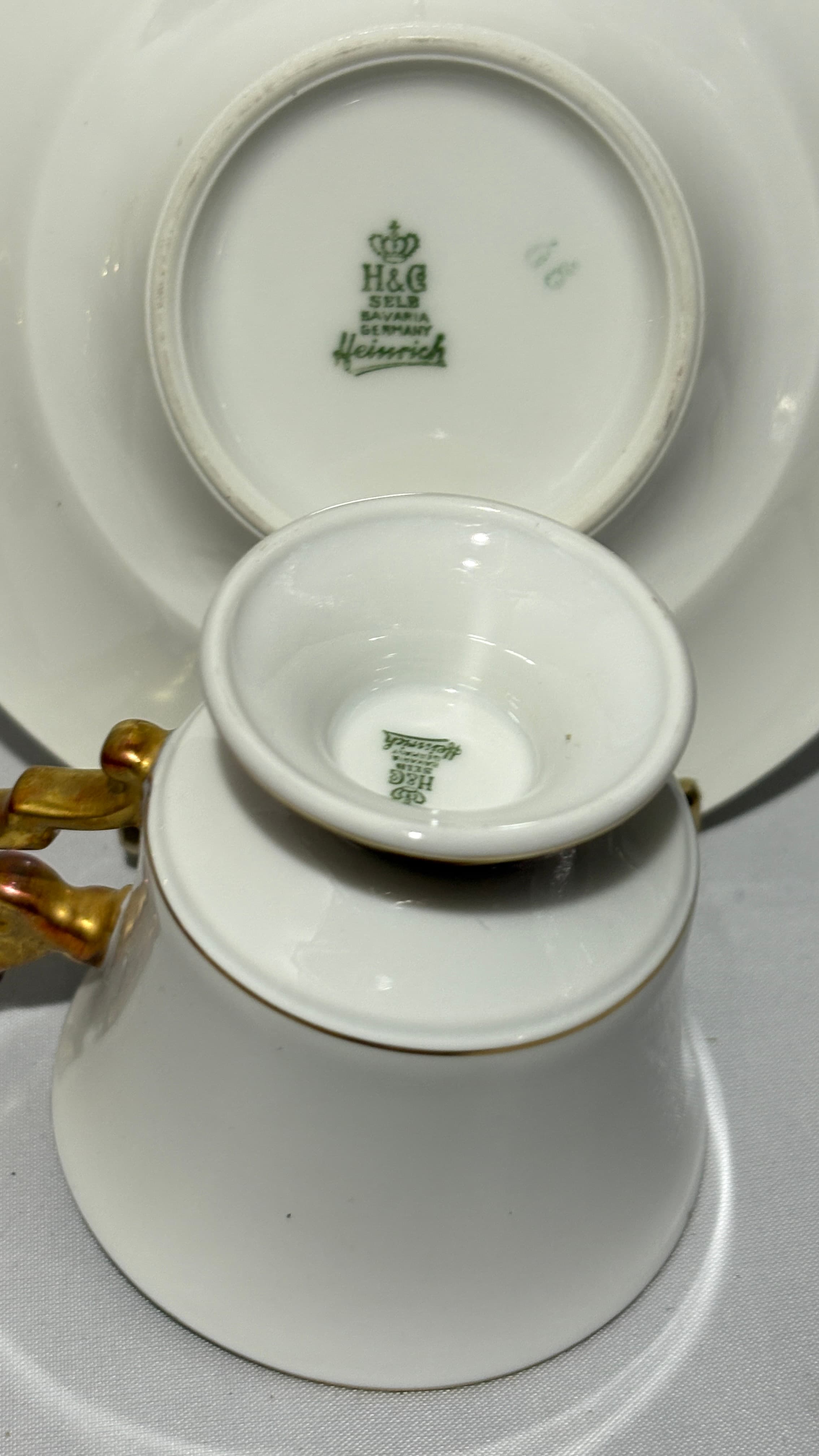 Heinrich Selb Gold and White Demi-Tasse - Regular - Thumbnail 3