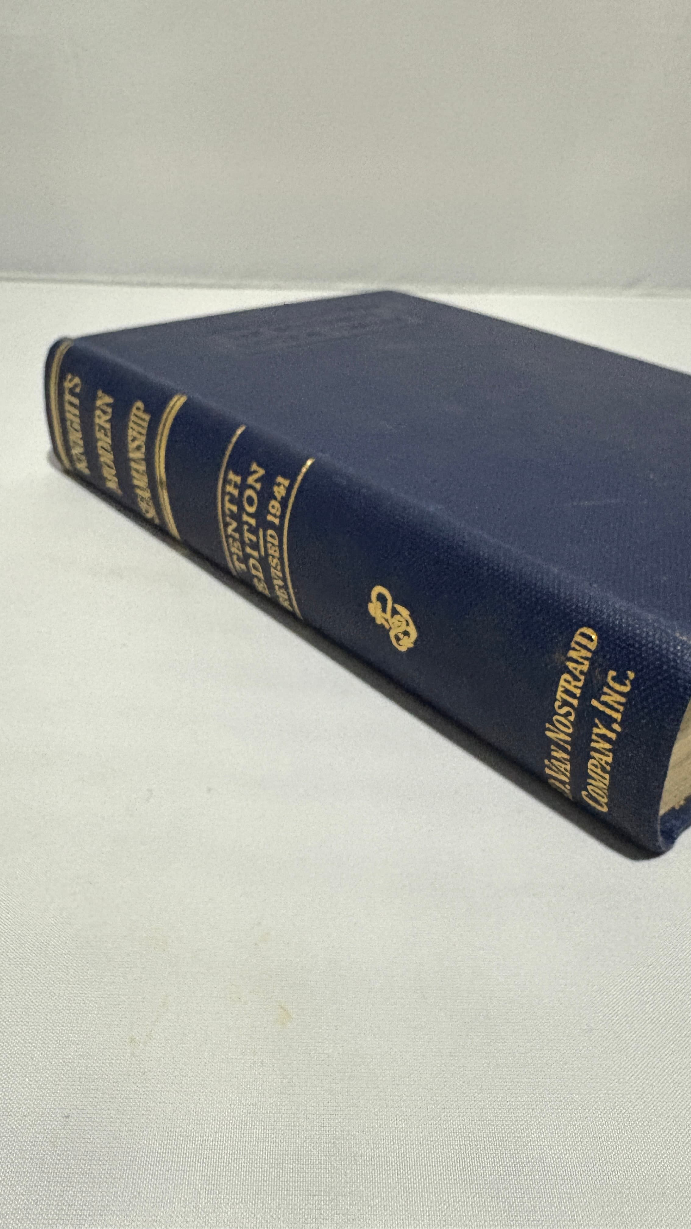 Knights Modern Seamanship Tenth Edition - Regular - Thumbnail 2