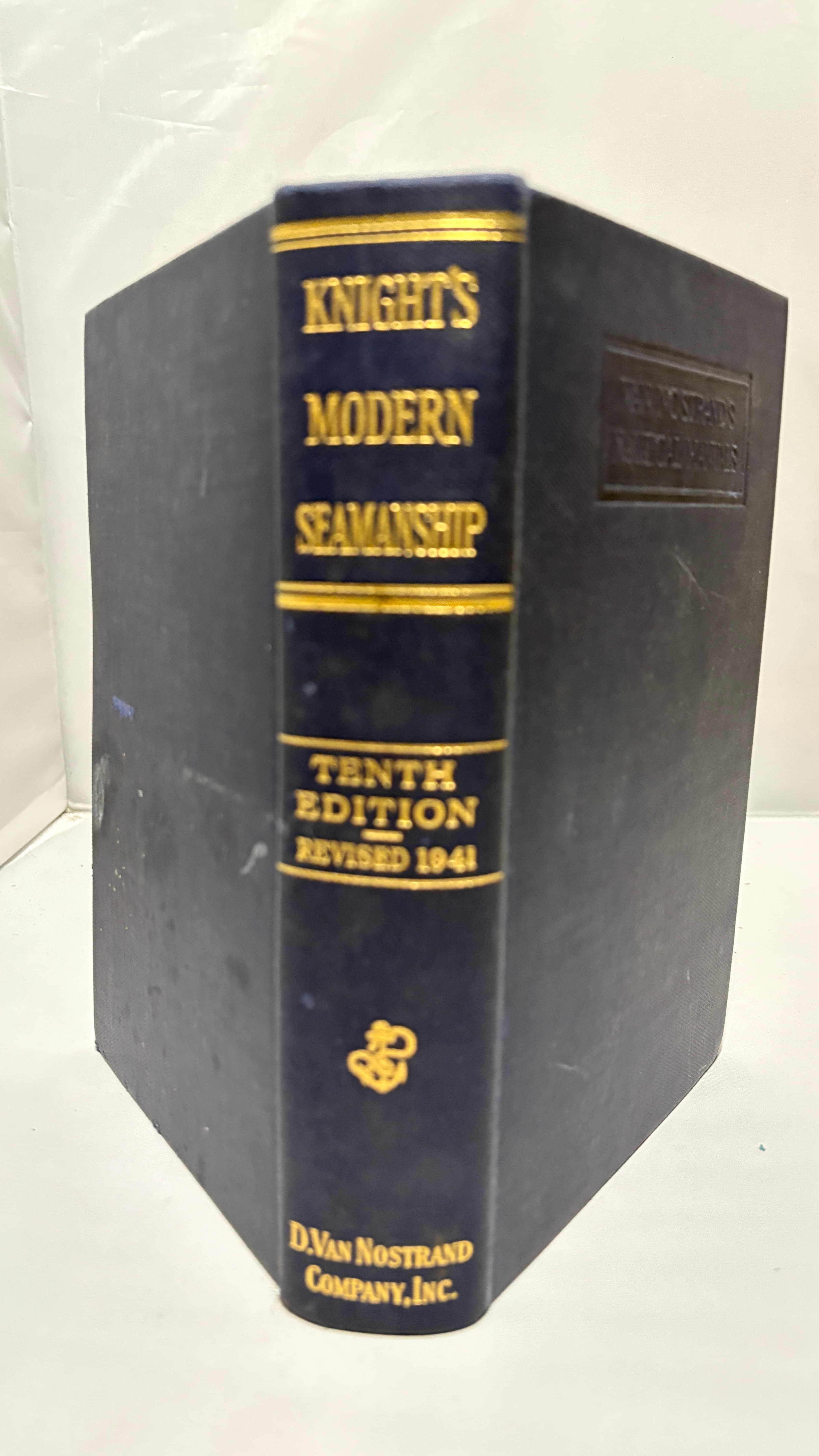 Knights Modern Seamanship Tenth Edition - Regular - Thumbnail 3