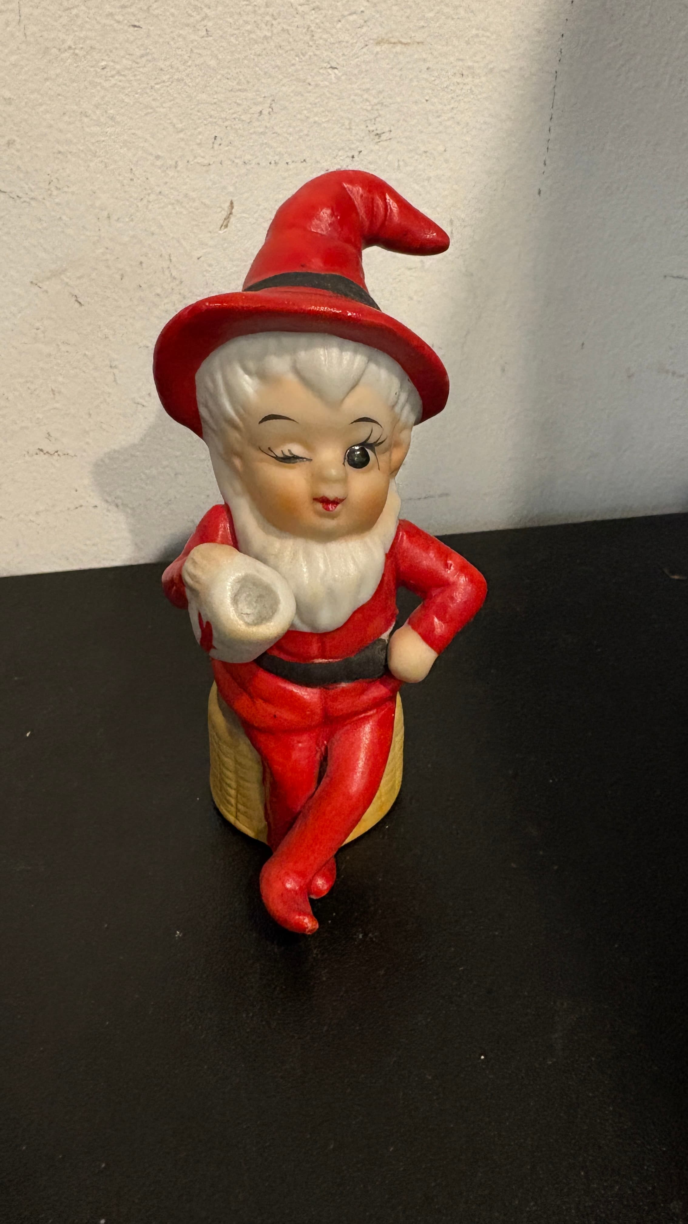 Kitschy Winking Red Garbed Pixie - Regular - Thumbnail 2