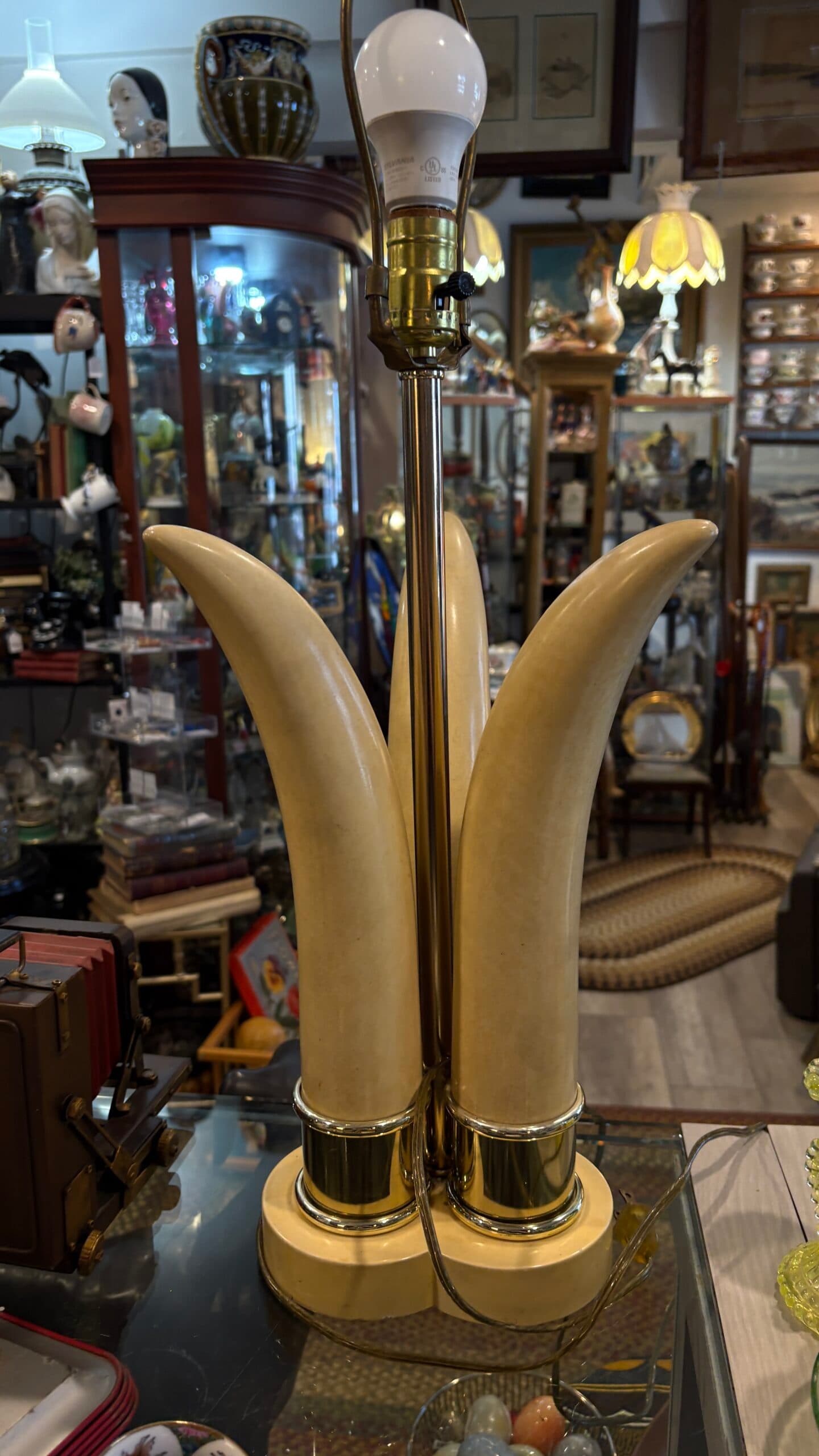 Faux 3 Tusk Lamp (941) - Regular - Thumbnail 5