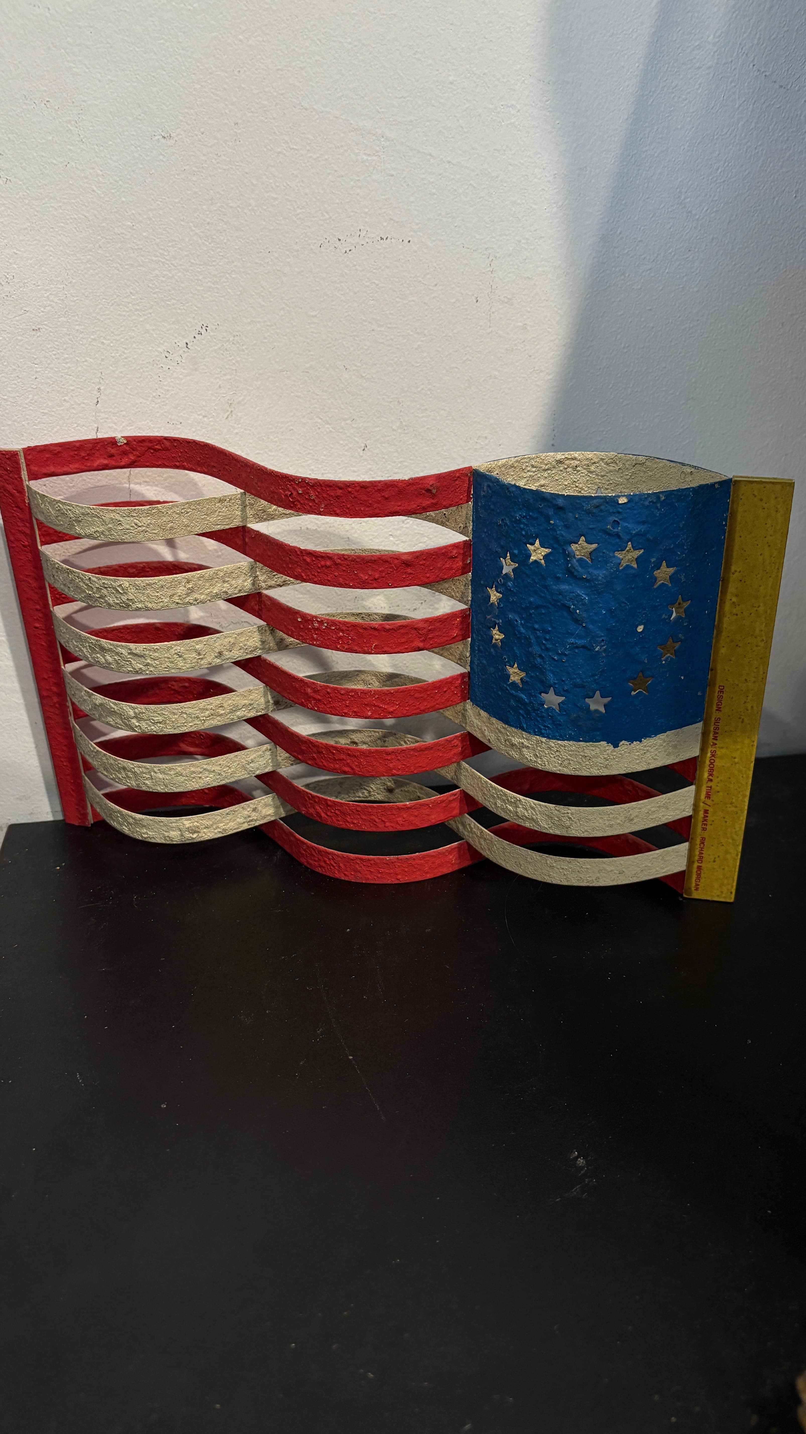 Time Magazine 13 Original Colonies Tin Flag Time - Regular - Thumbnail 3