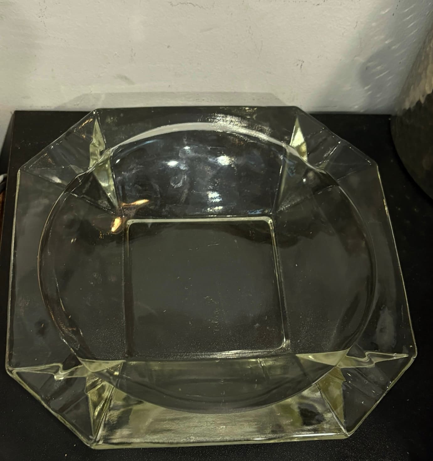 Large Anchor Hocking Ashtray AS IS - Regular - Thumbnail 2