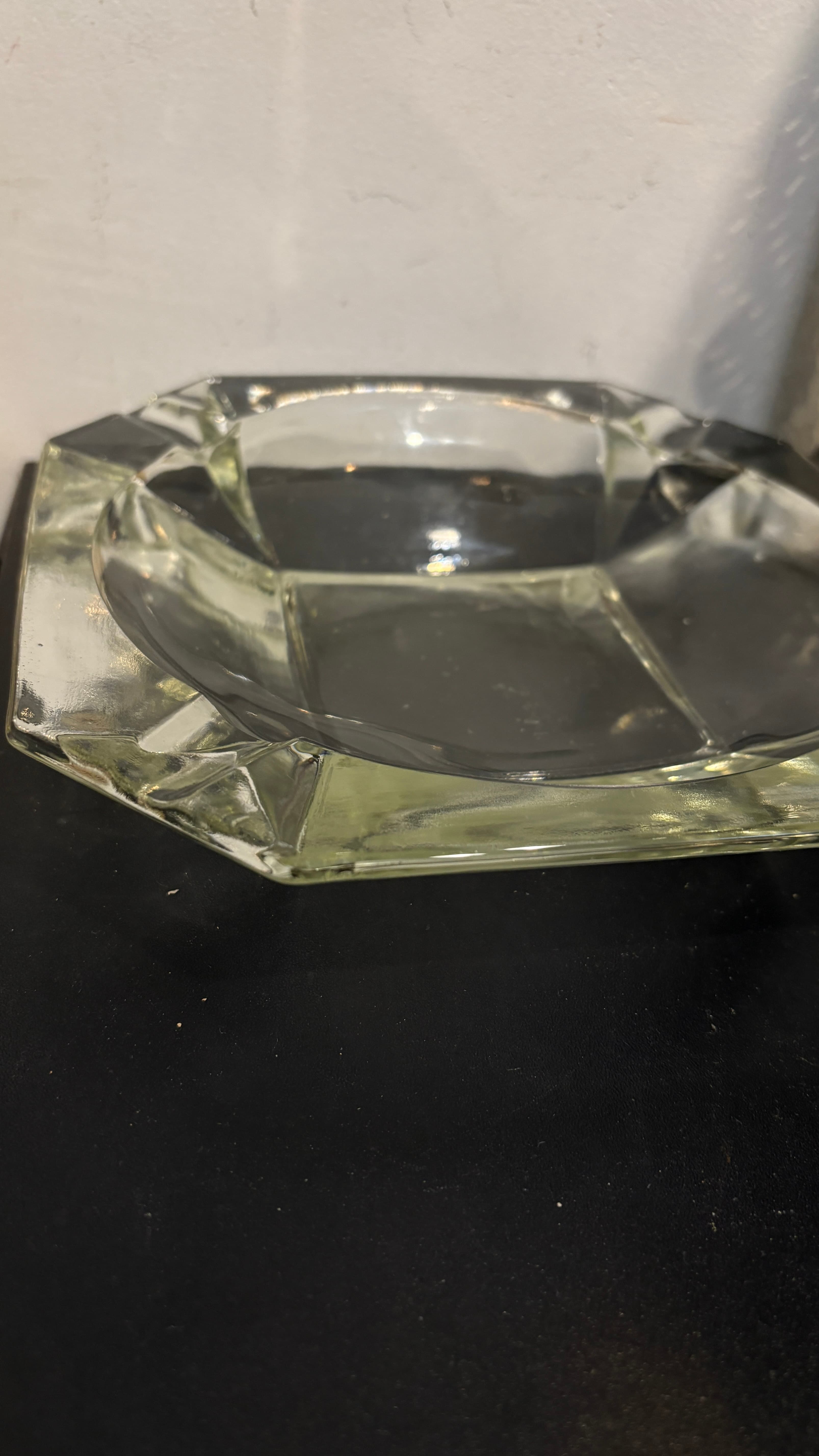 Large Anchor Hocking Ashtray AS IS - Regular - Thumbnail 3