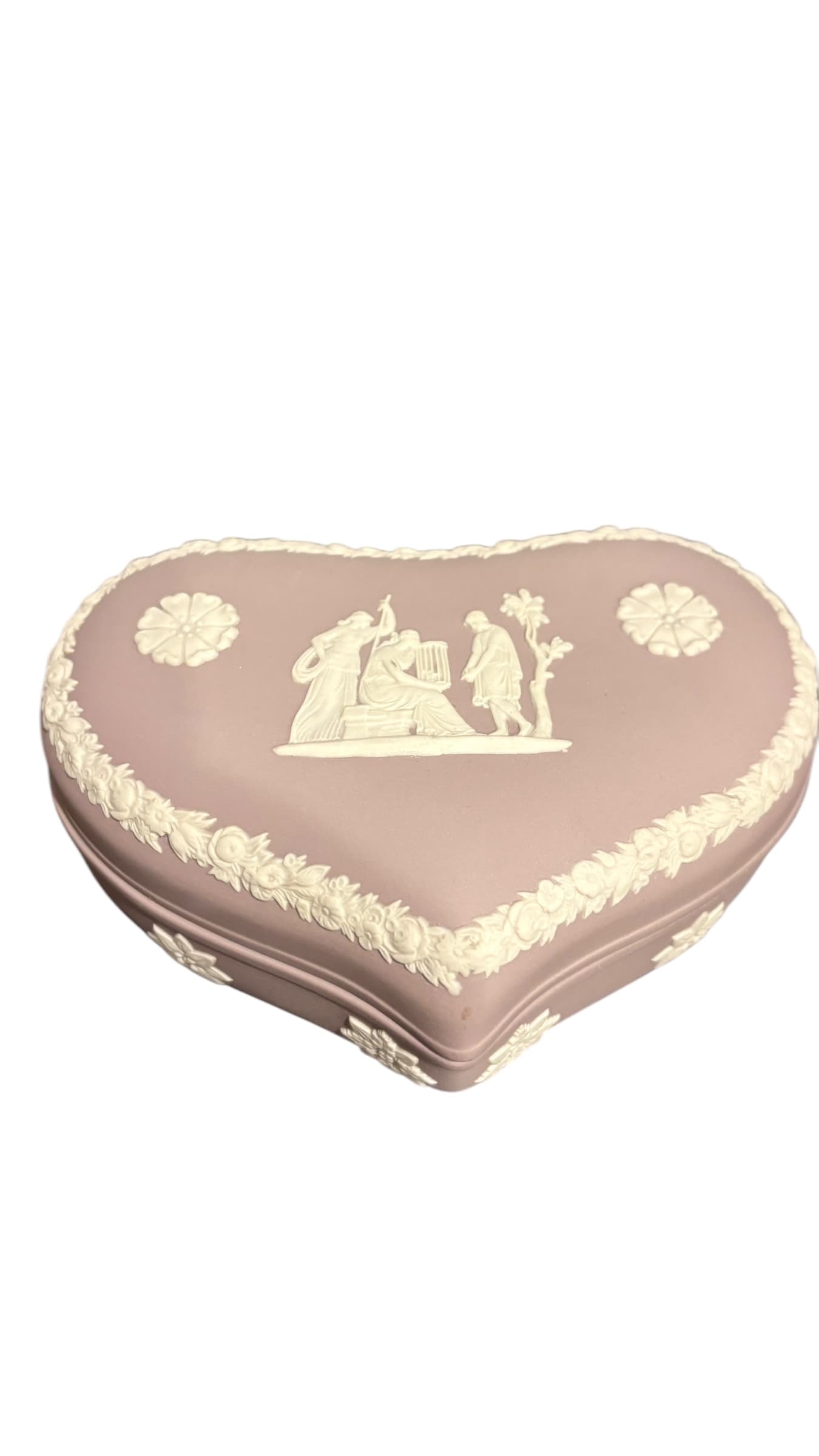 Wedgwood Lilac Heart Shaped Box - Regular - Thumbnail 2