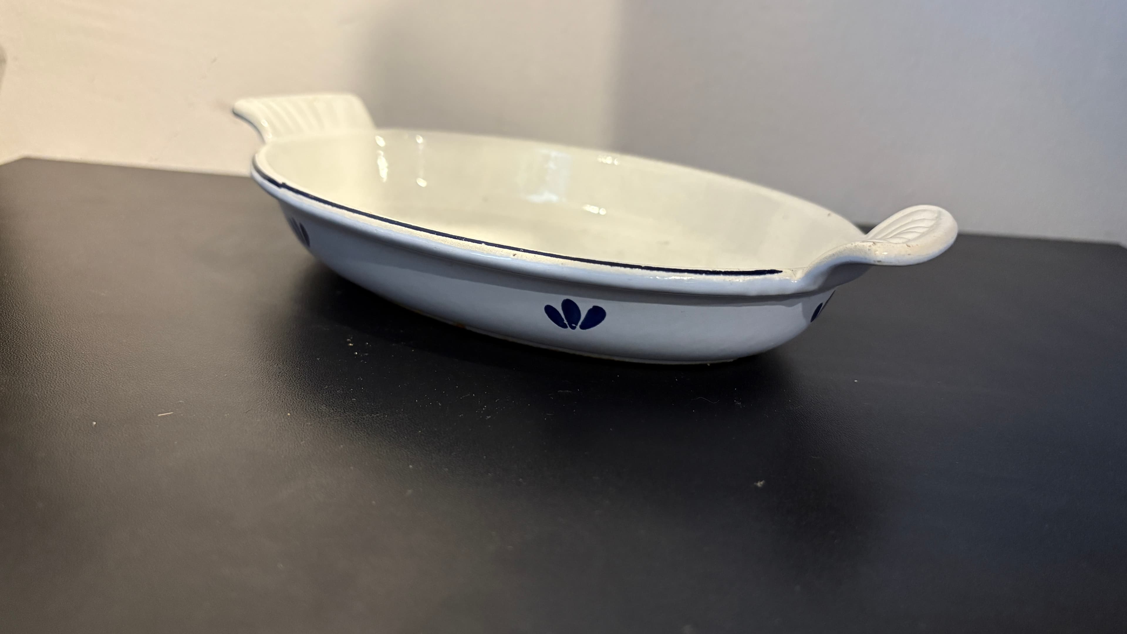 Vintage Dru Holland Cast Iron Enameled Baker - Regular - Thumbnail 4