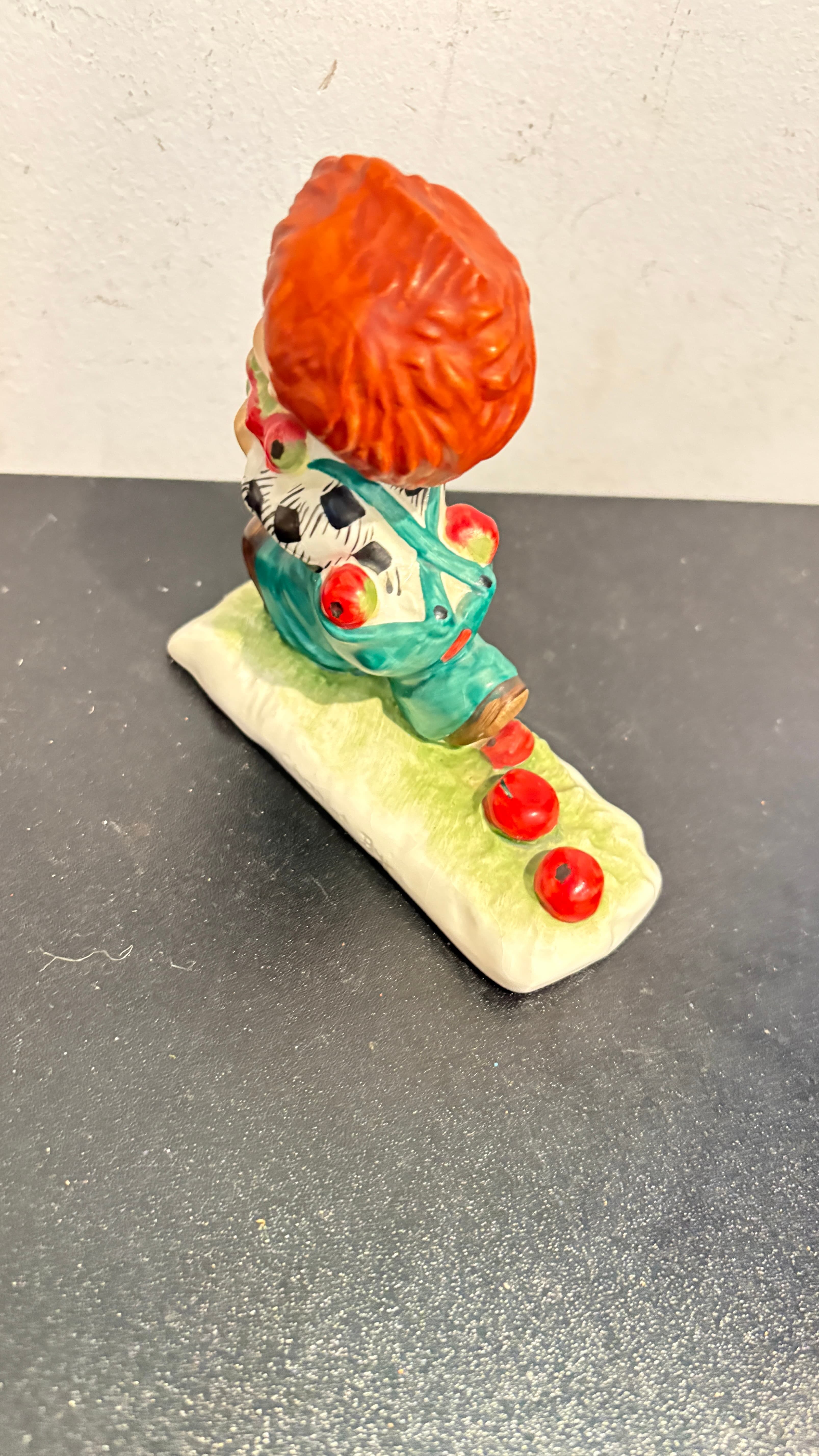 Goebel Redhead Forbidden Fruit - Regular - Thumbnail 3