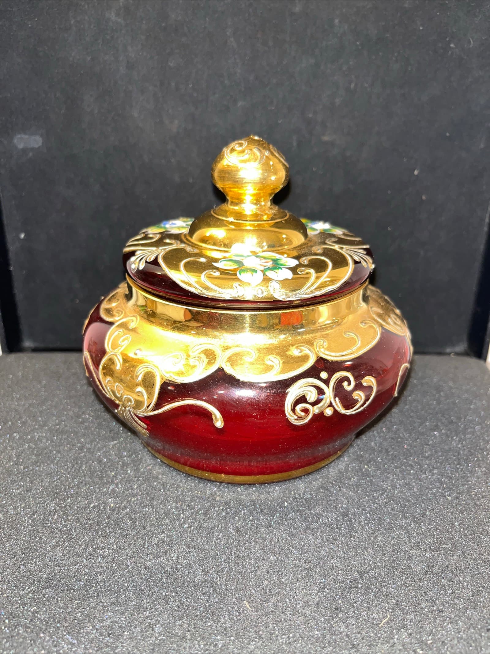 Beautiful Gold overlay Ruby Bohemian Glass Jar - Regular - Thumbnail 4