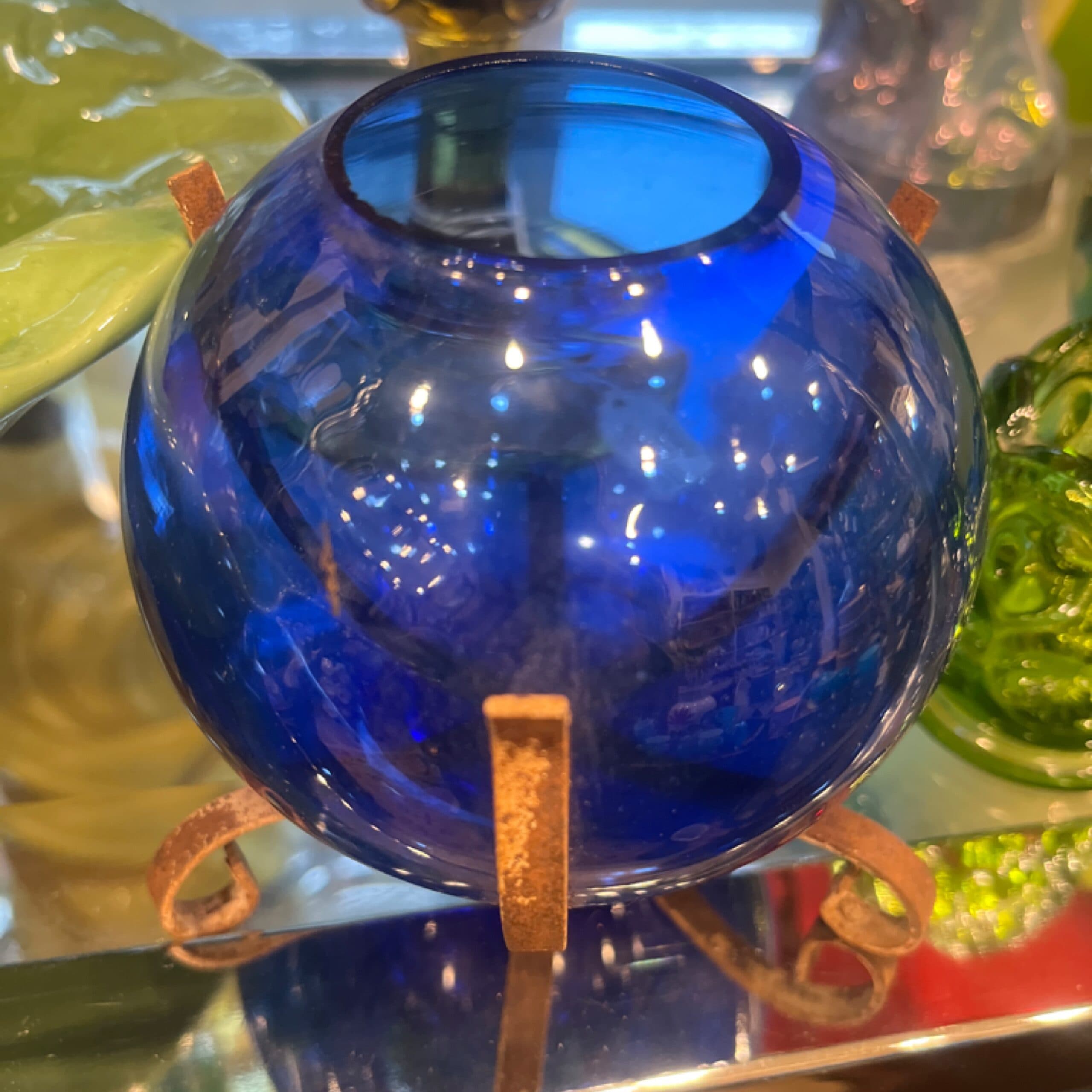 Cobalt Globe - Vase in stand [1215] - Regular
