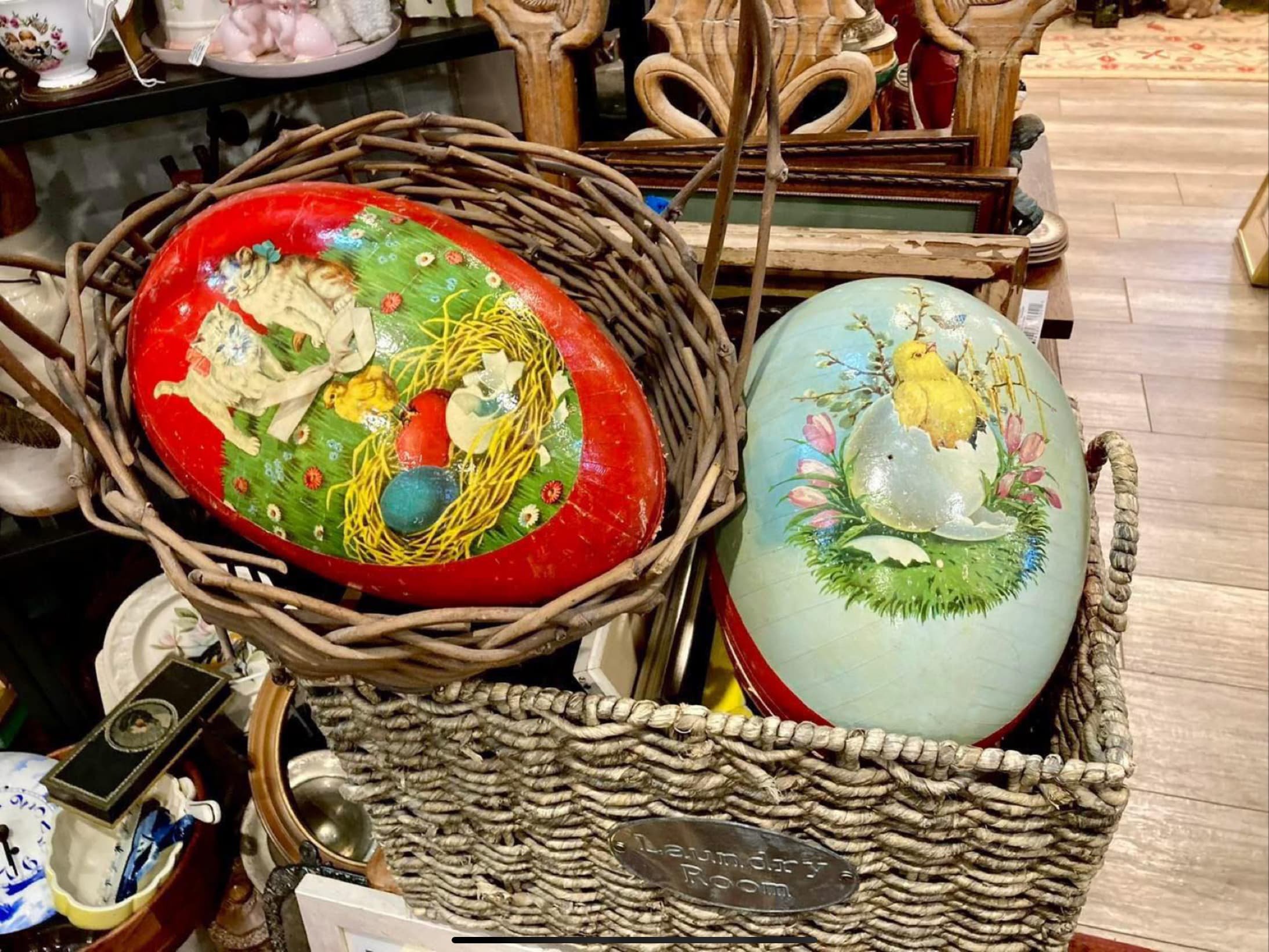 Antique Oversized Papermache Easter Egg - Regular - Thumbnail 2