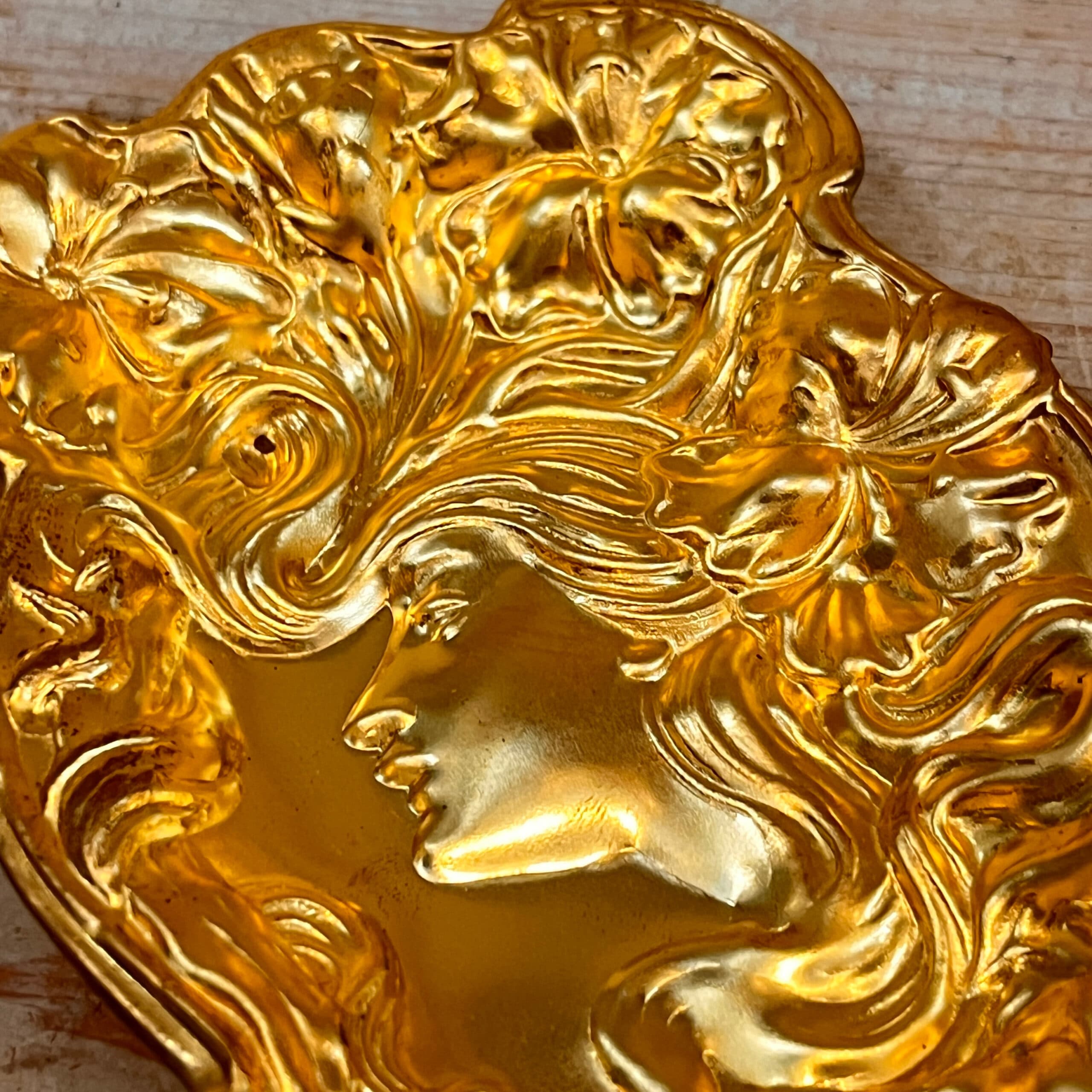 Art Nouveau Repousse Stamped Trinket Tray - Regular - Thumbnail 3