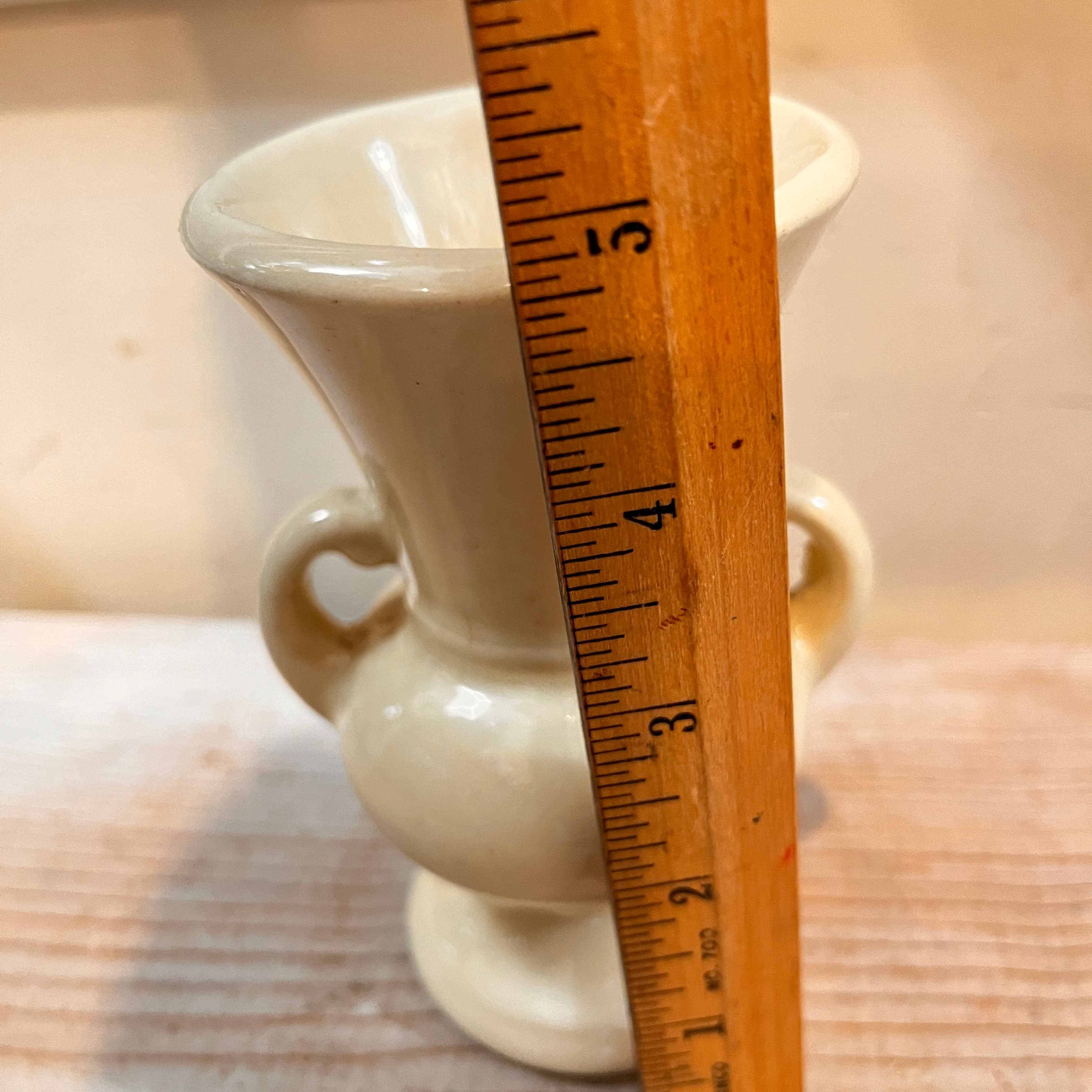 USA Pottery Two Handled Cream Colored Urn - Regular - Thumbnail 3