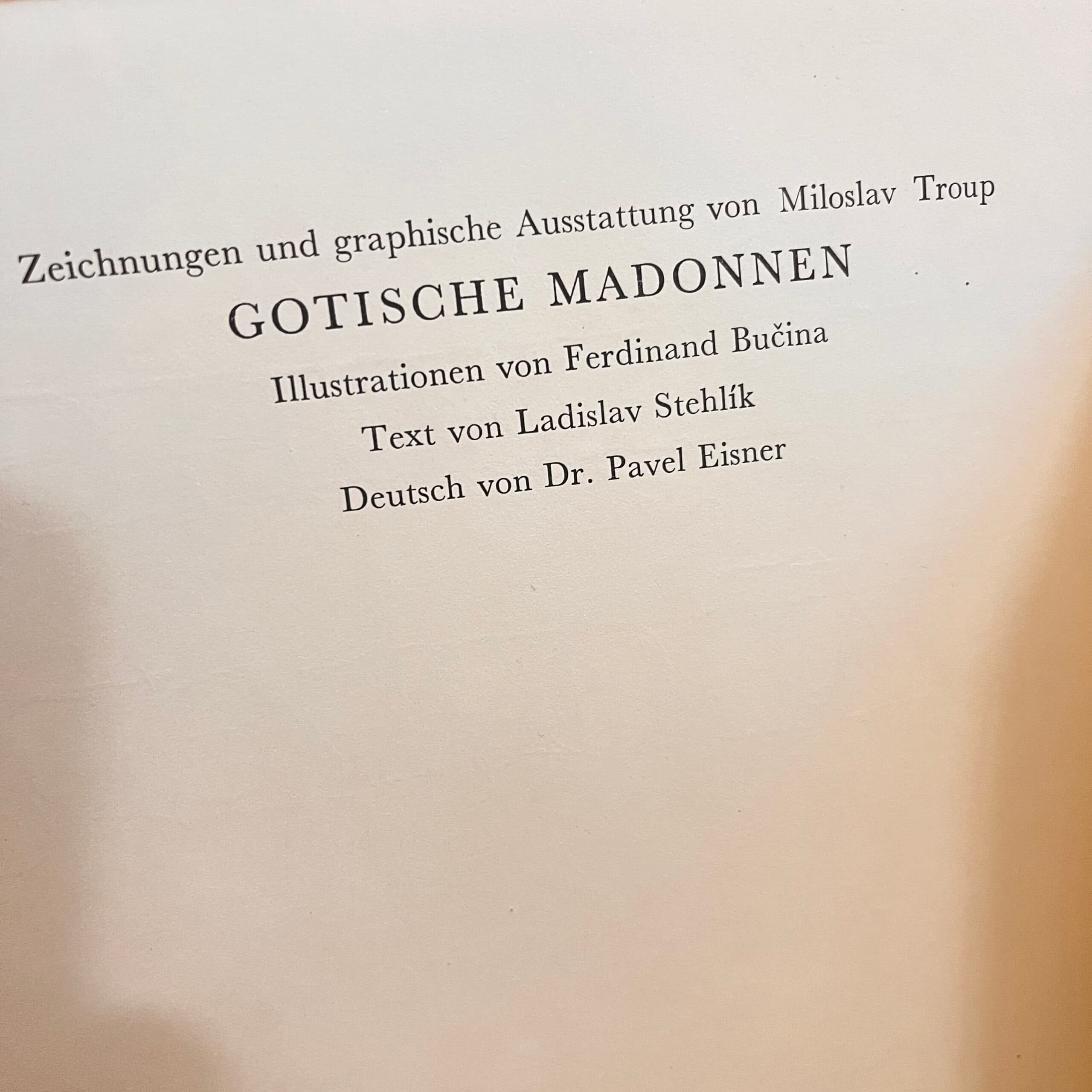A Book of Madonnas (Czechoslovakia) 1958 - Regular - Thumbnail 5