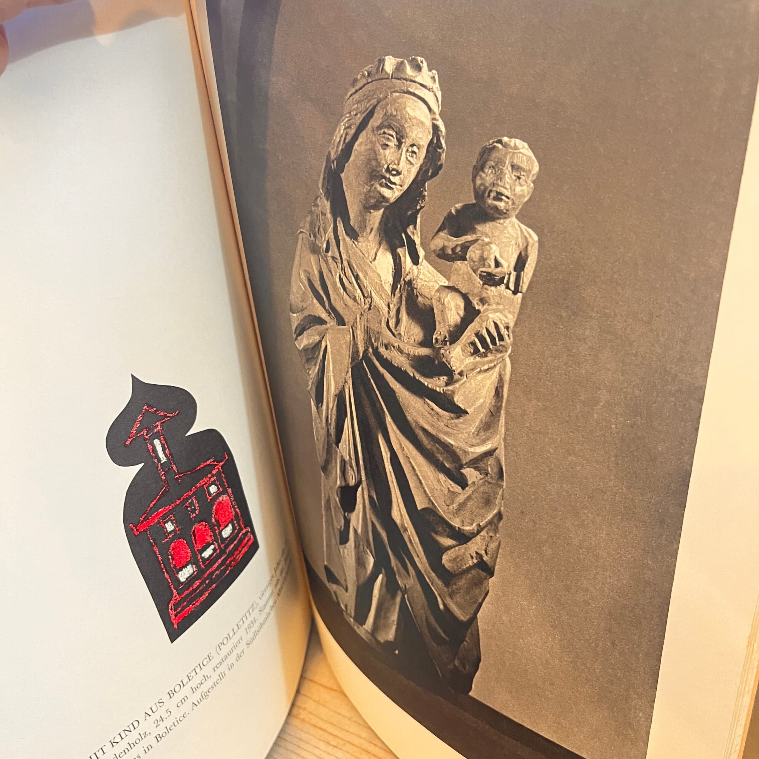 A Book of Madonnas (Czechoslovakia) 1958 - Regular - Thumbnail 6