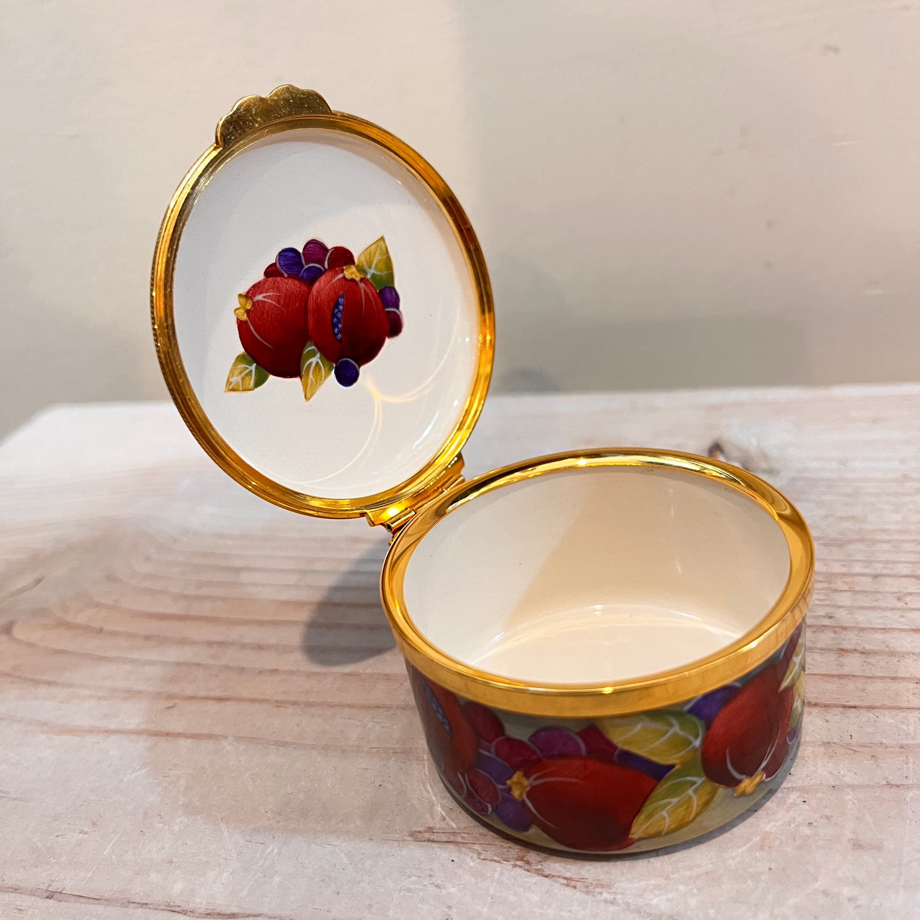 Moorcroft Signed Enamel Pottery - 1998 Ring Box -Pomegranate - Regular - Thumbnail 4