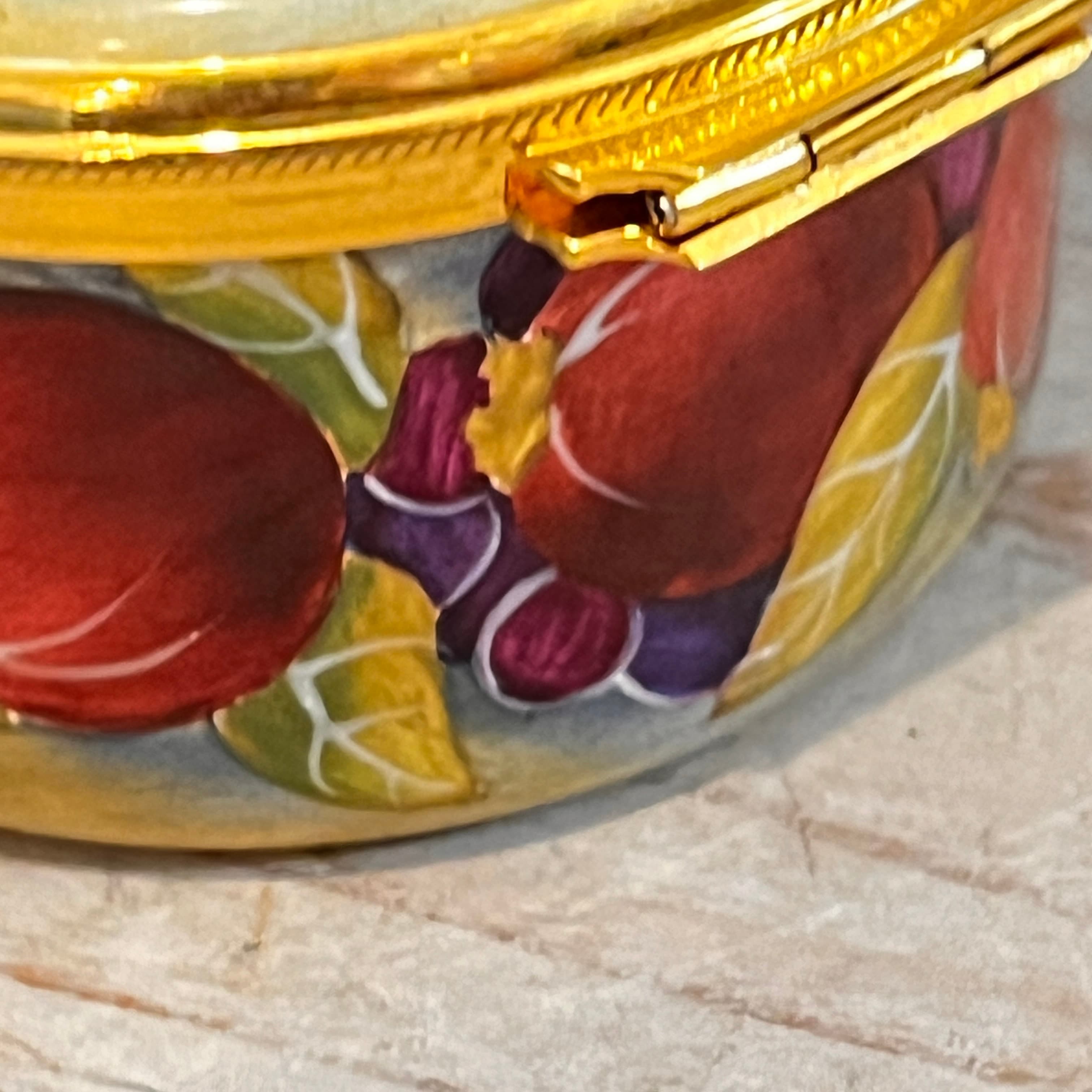 Moorcroft Signed Enamel Pottery - 1998 Ring Box -Pomegranate - Regular - Thumbnail 6