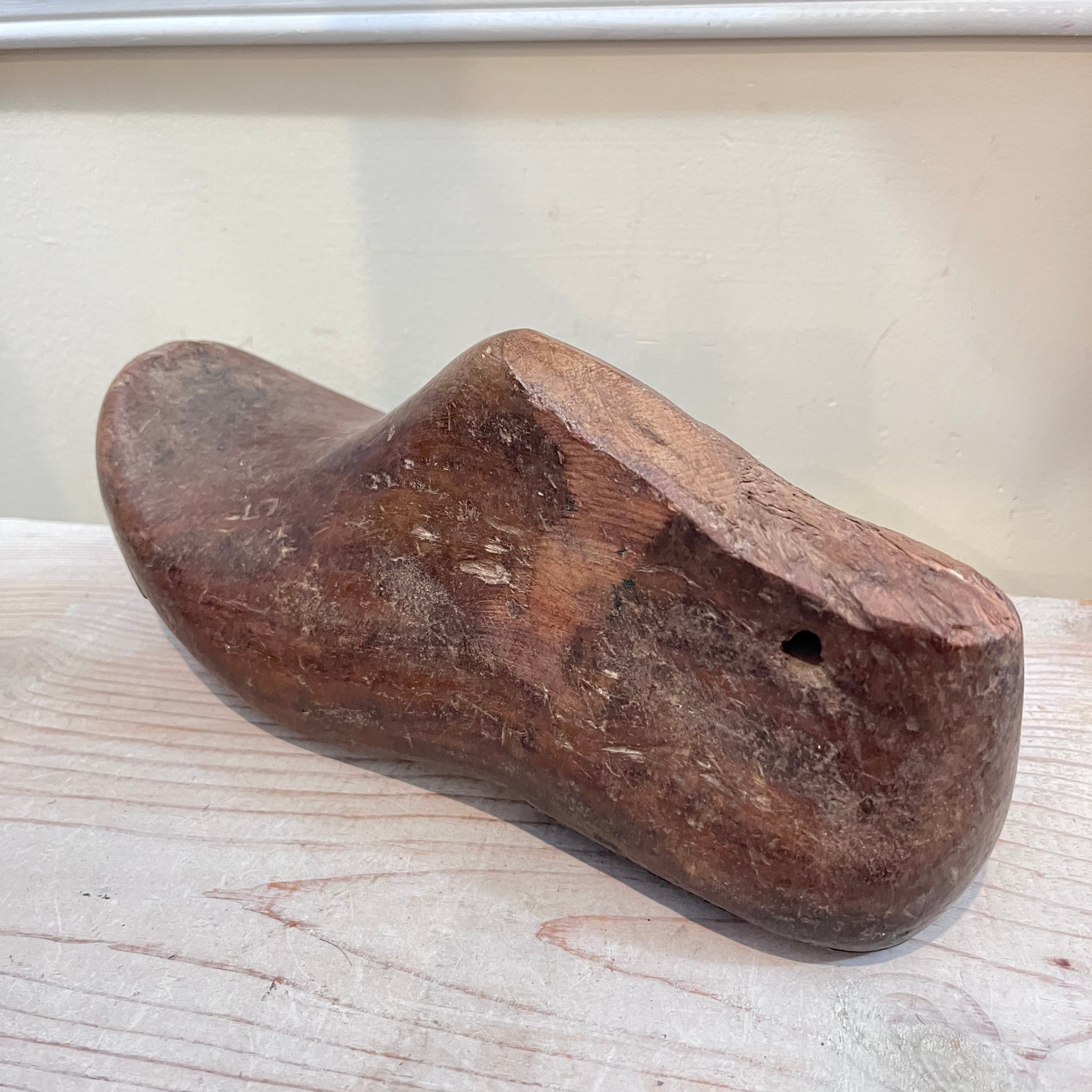 Antique Shoe Form 10” - Regular - Thumbnail 2