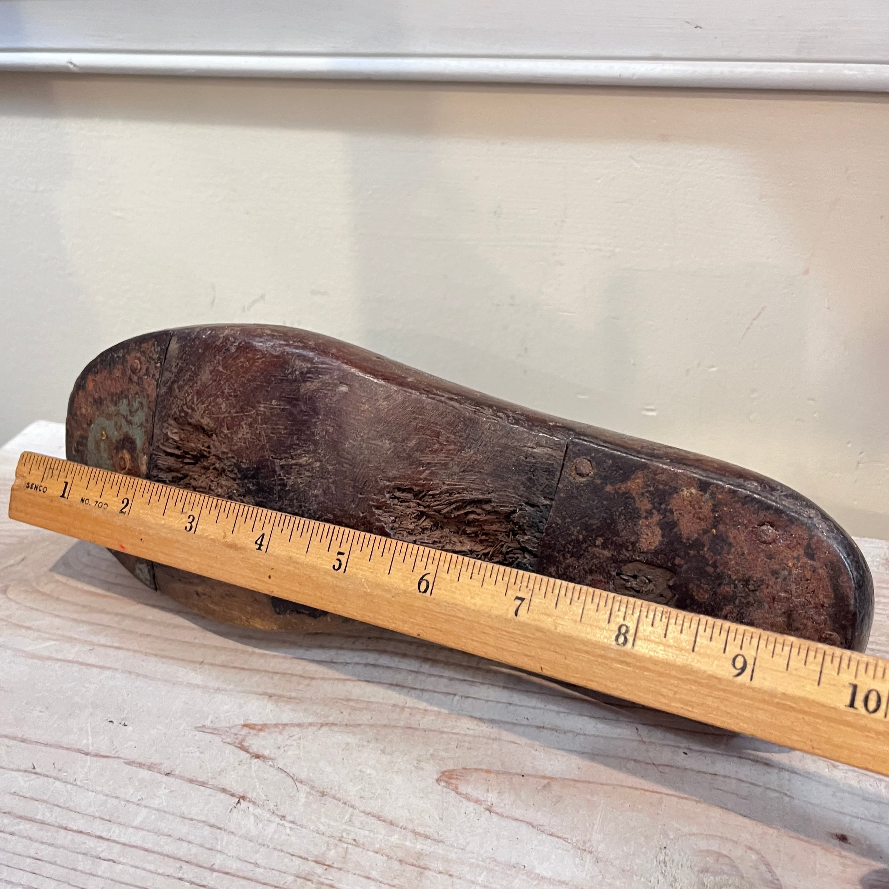Antique Shoe Form 10” - Regular - Thumbnail 3